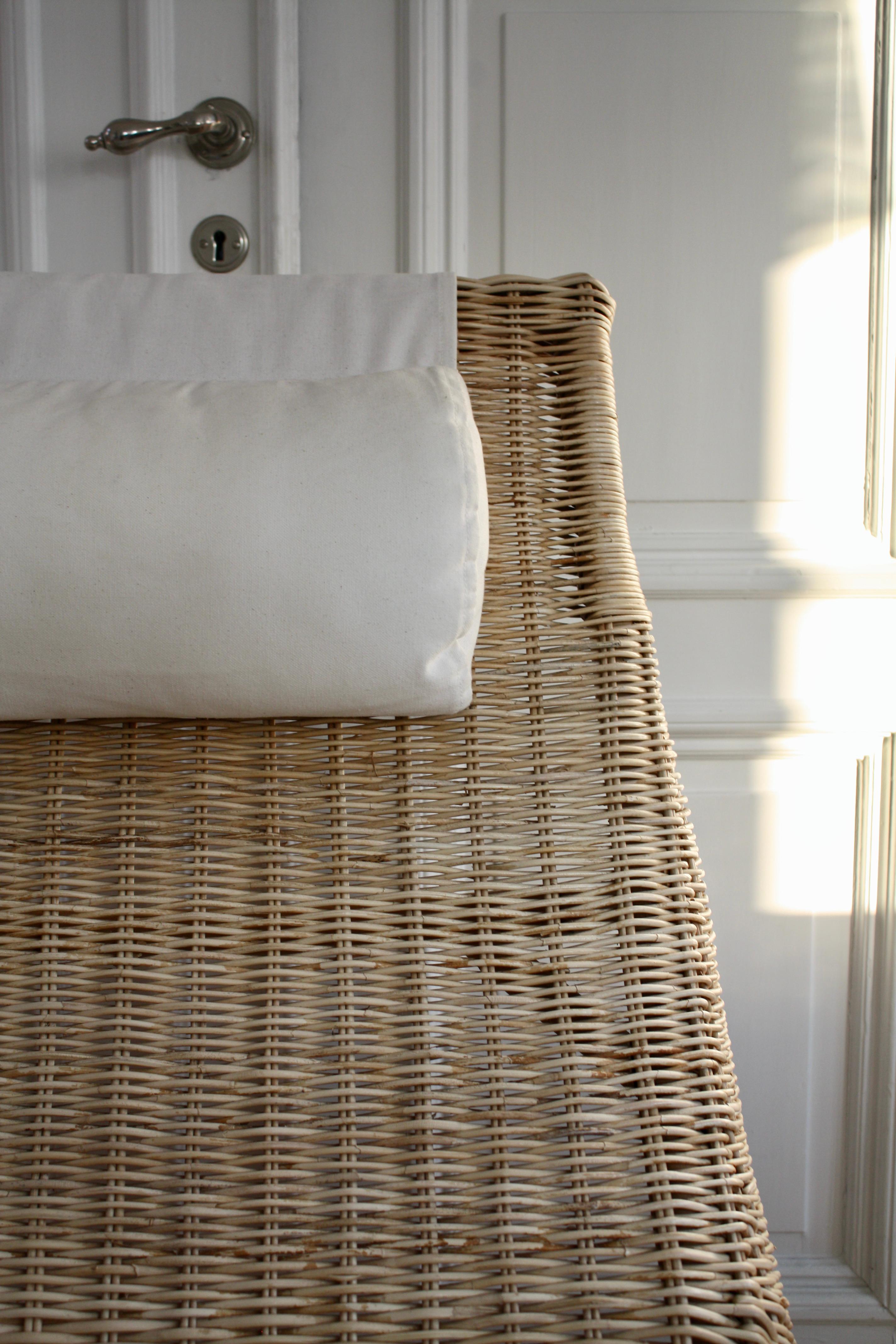 Vintage IKEA Karlskrona Wicker Rattan Chaise Lounge Chair by Karl Malmwall 1990s For Sale 7