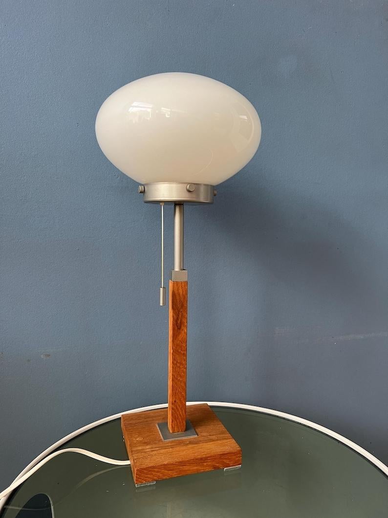 Lampe de bureau vintage Ikea The Modernity en verre opalin, 1970 Excellent état - En vente à ROTTERDAM, ZH