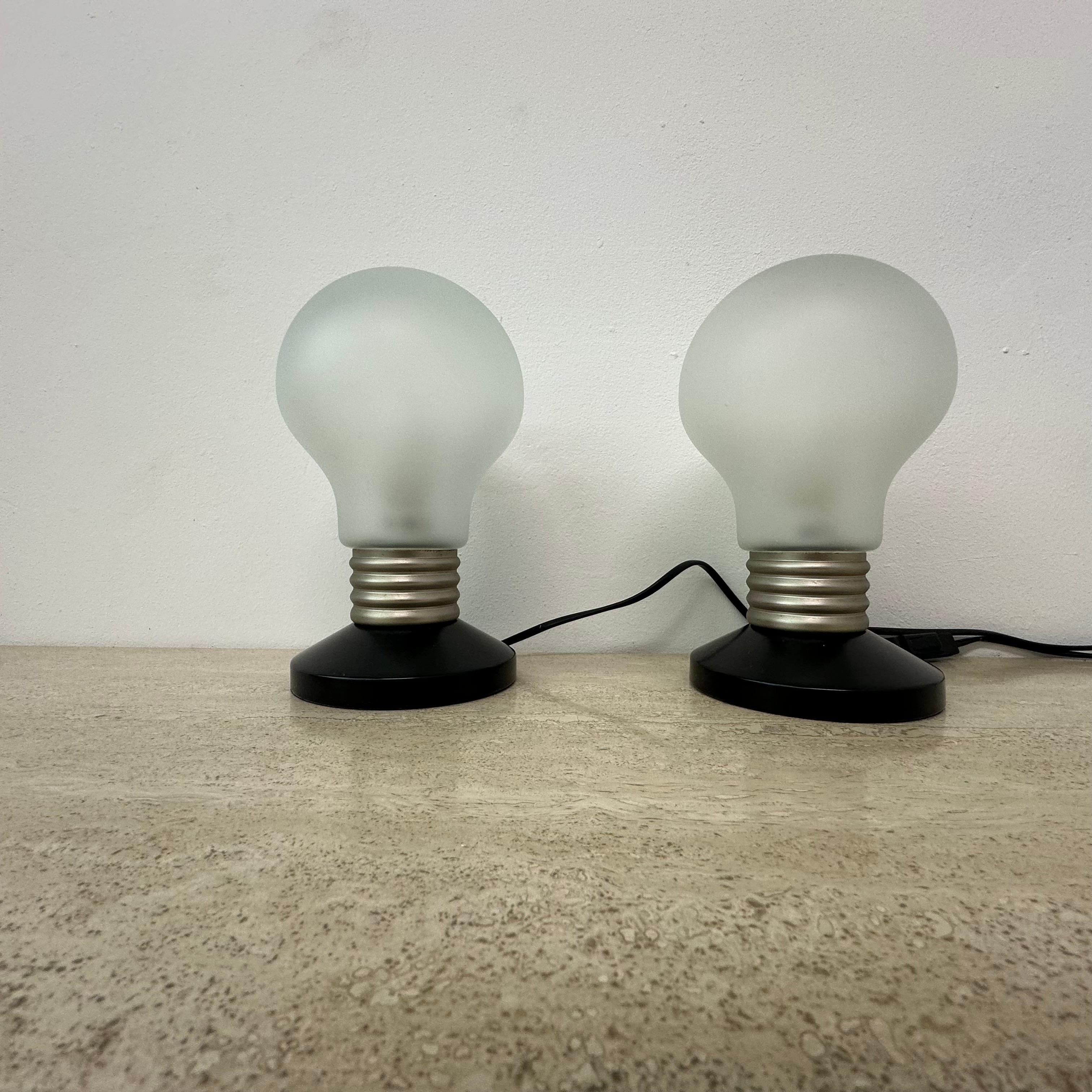Vintage Ikea Pop Art bulb shaped table lamp , 1990s 8