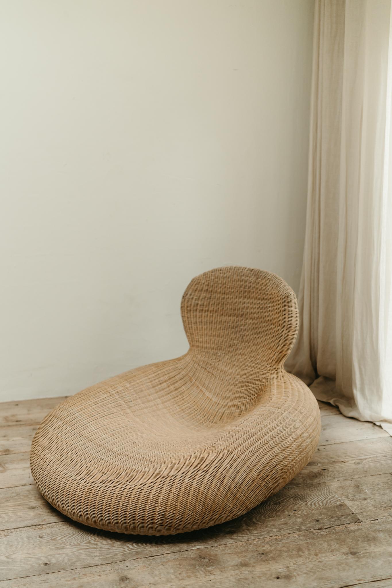 vintage Ikea rattan lounge chair In Good Condition For Sale In Brecht, BE