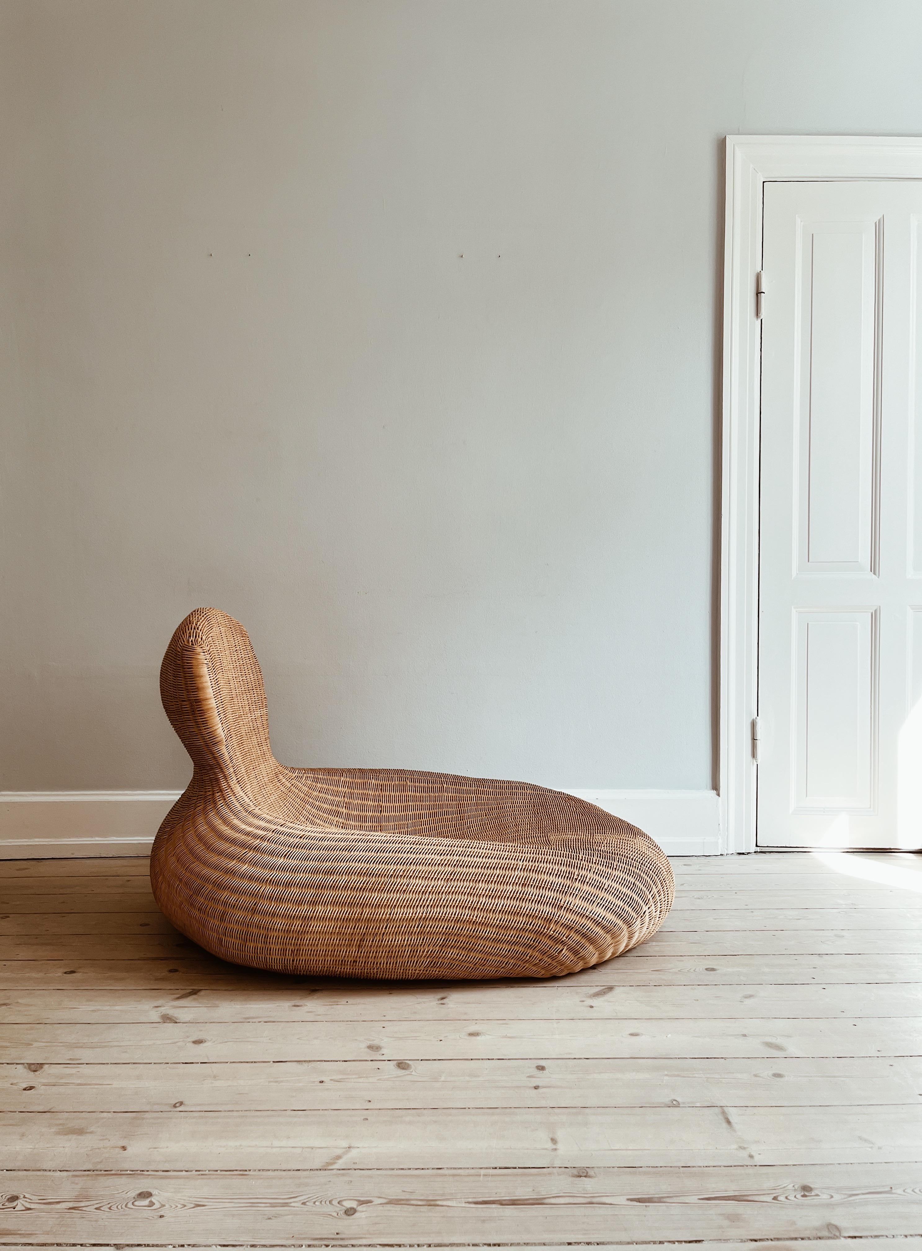 Lounge chair designed in 2000 by Carl Öjerstam for Ikea. A classic design.

The lounge chair / chaise longue had a limited production between 2001 and 2005.

Storvik is a project that evokes emotions thanks to its biomorphic form, which will remain