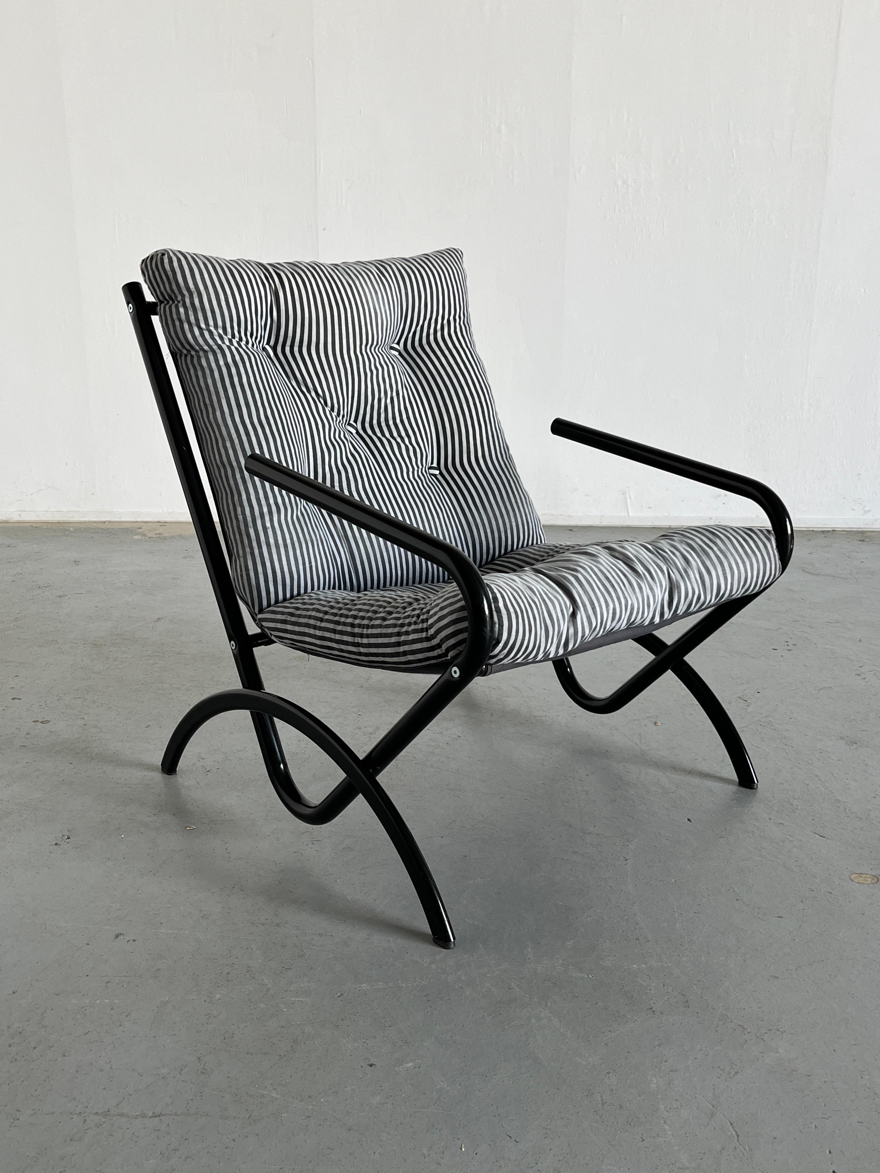 Sillón postmoderno vintage estilo Ikea Memphis, tela a rayas, años 80 Posmoderno