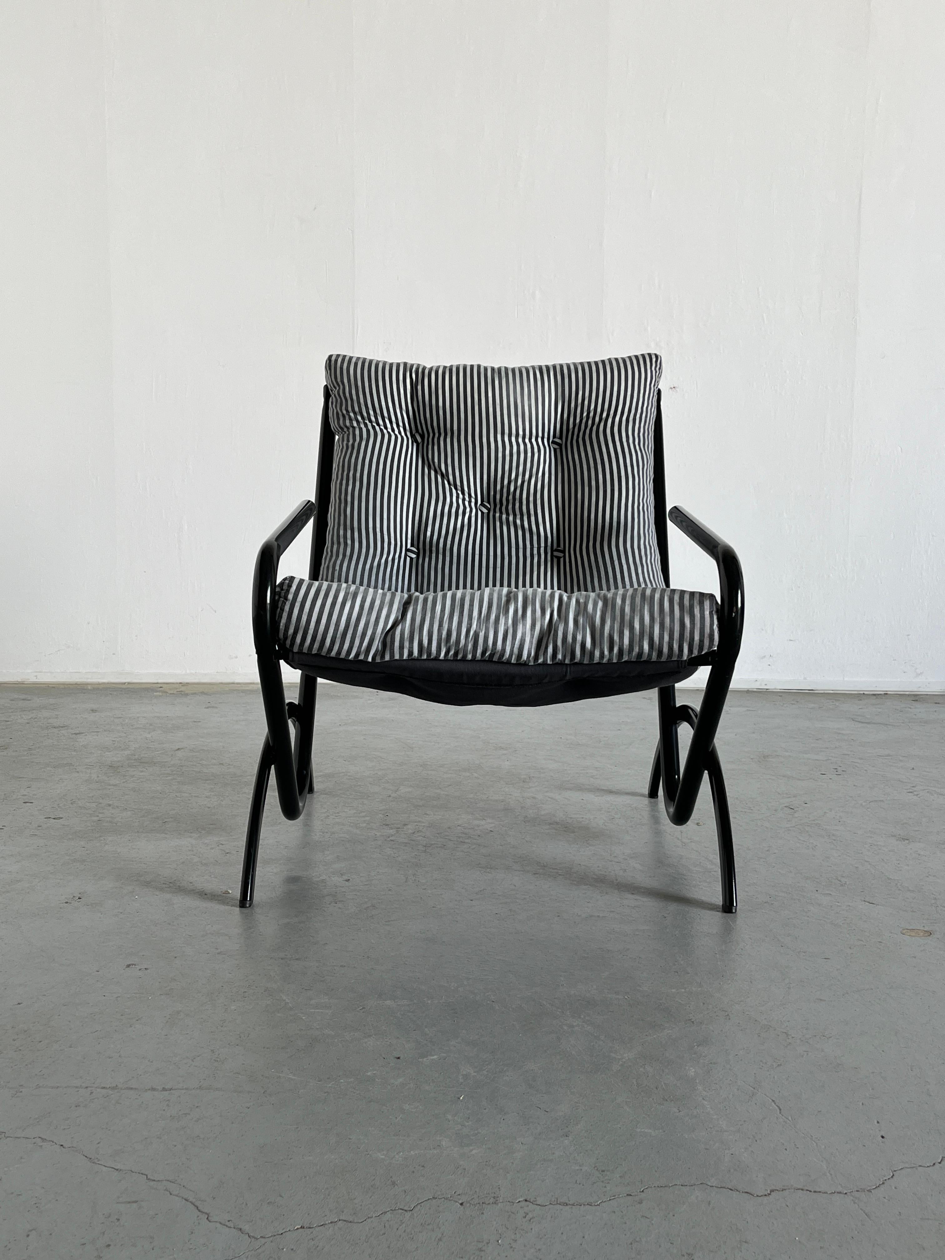 Sillón postmoderno vintage estilo Ikea Memphis, tela a rayas, años 80 Europeo