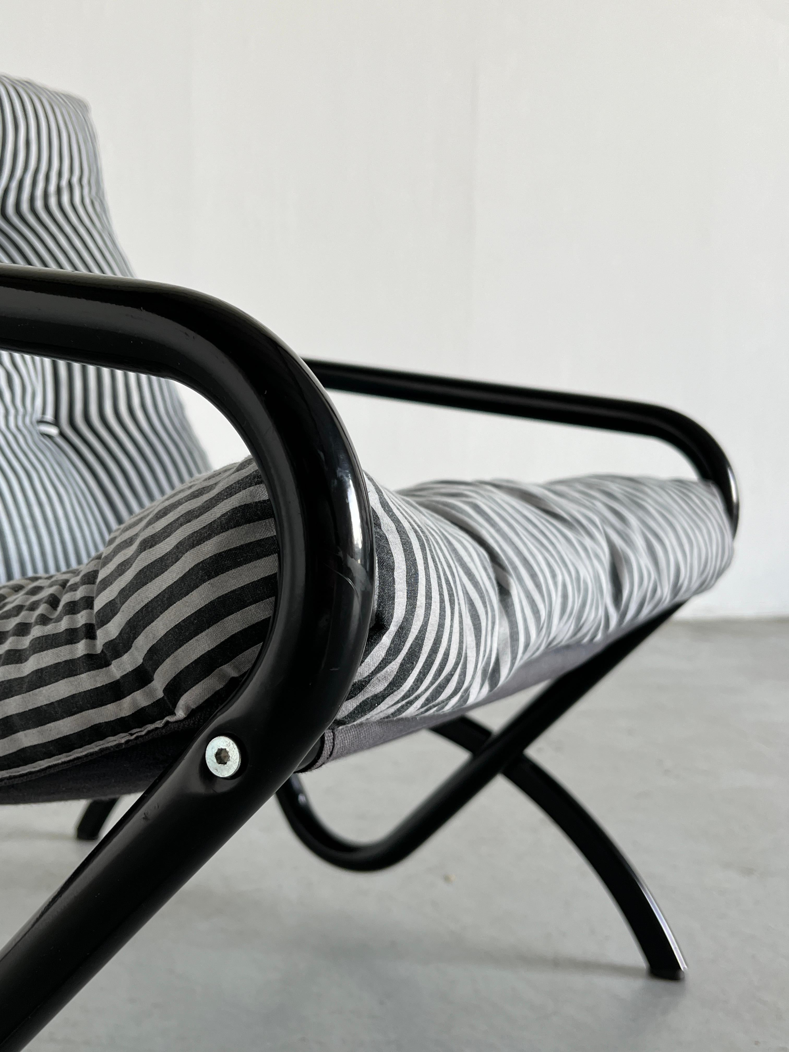 Sillón postmoderno vintage estilo Ikea Memphis, tela a rayas, años 80 1