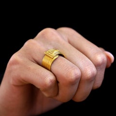 Anello d'epoca Ilias Lalaounis con fascia larga in oro 22k
