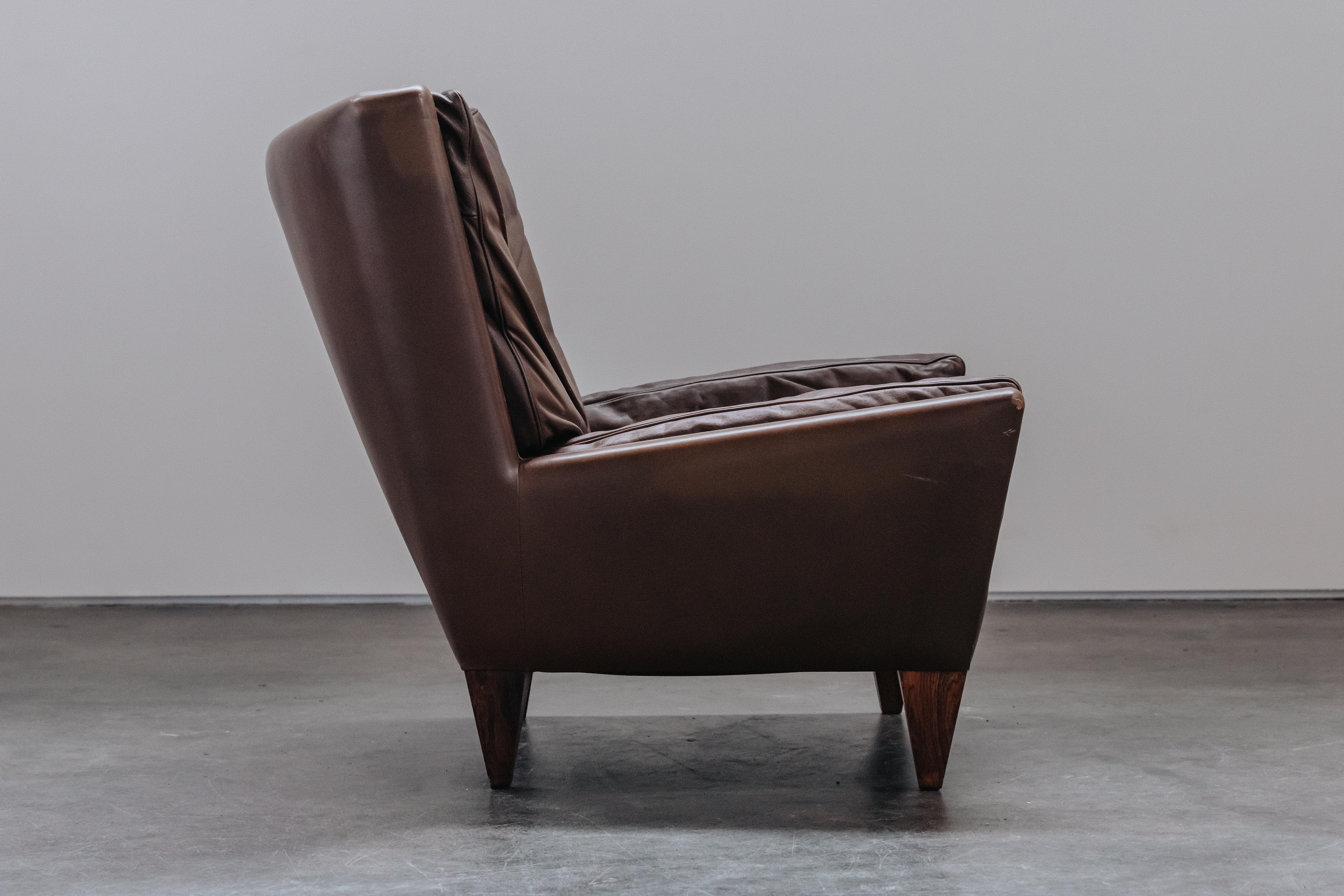 Mid-20th Century Vintage Illum Wikkelso V11 Chair From Denmark, 1960s For Sale