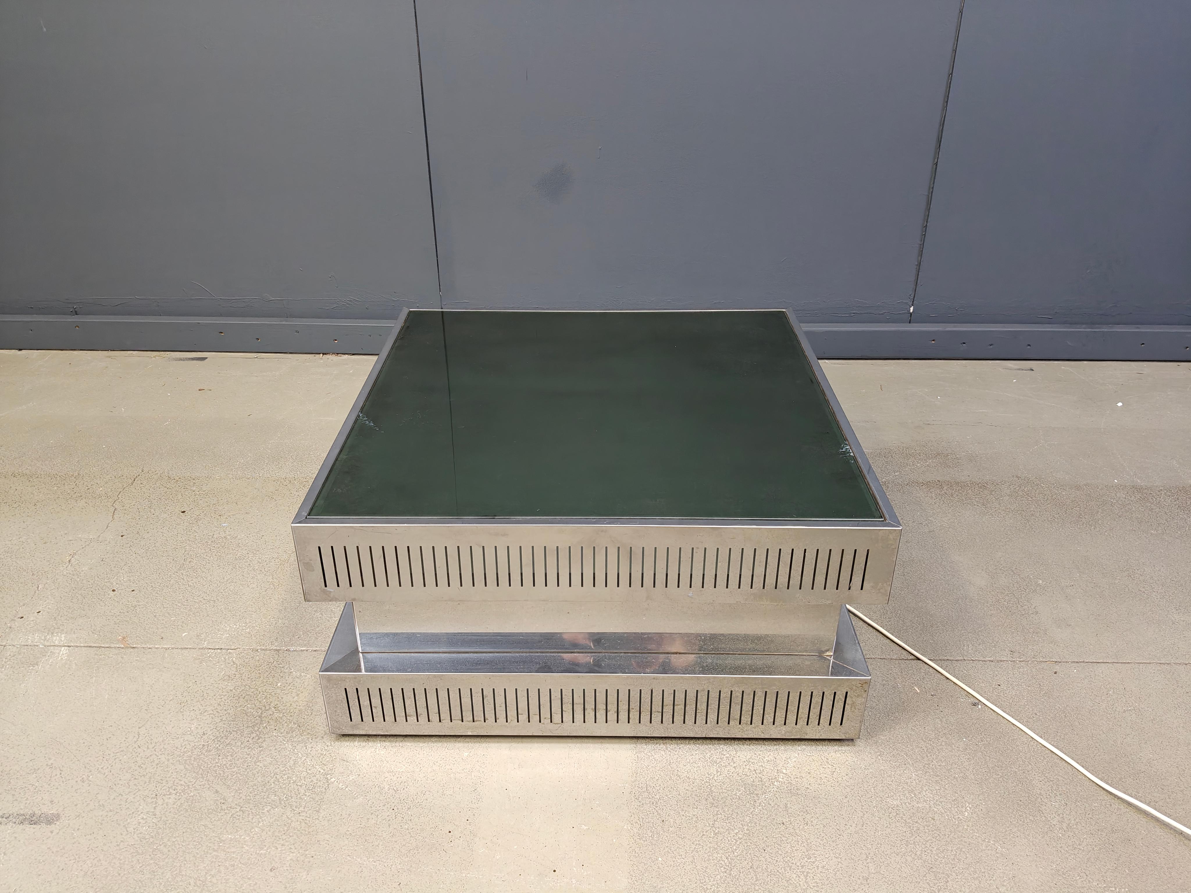 Table basse vintage illuminée, âge de l'espace, 1970 - Italie en vente 4