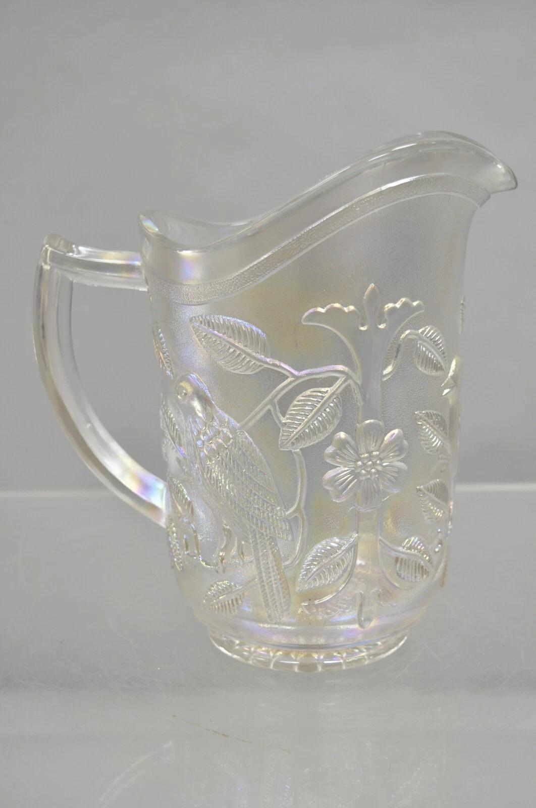 Vintage Imperial Karneval Glas schillernden Frosty White Robins & Blumen Krug im Angebot 1
