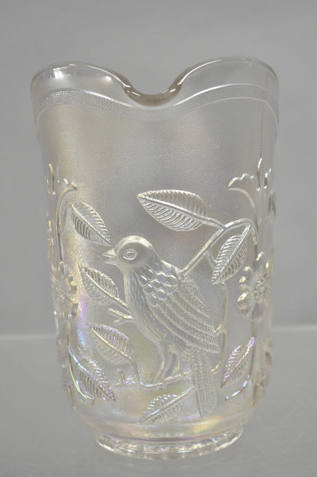 Vintage Imperial Karneval Glas schillernden Frosty White Robins & Blumen Krug im Angebot 3