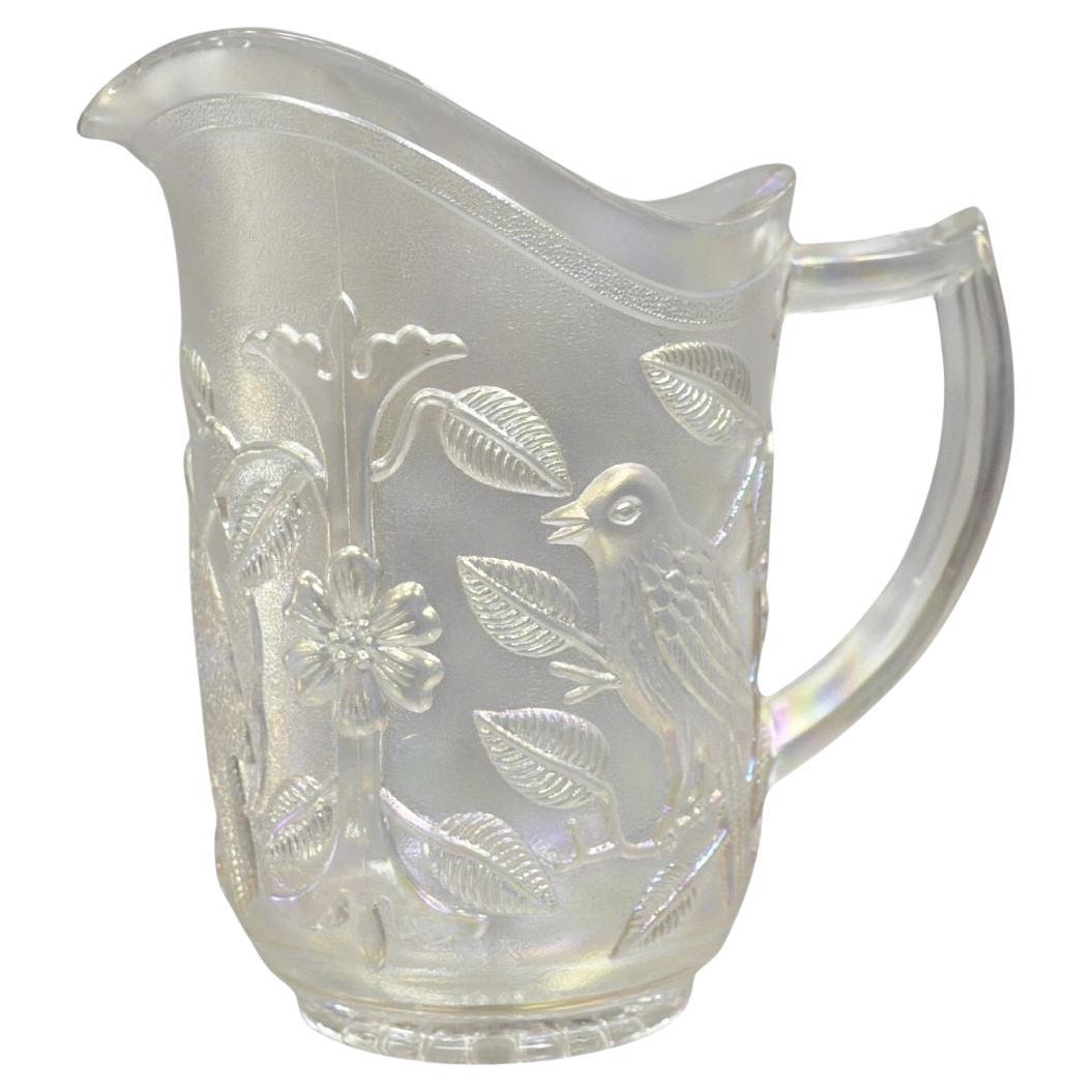 Vintage Imperial Karneval Glas schillernden Frosty White Robins & Blumen Krug im Angebot