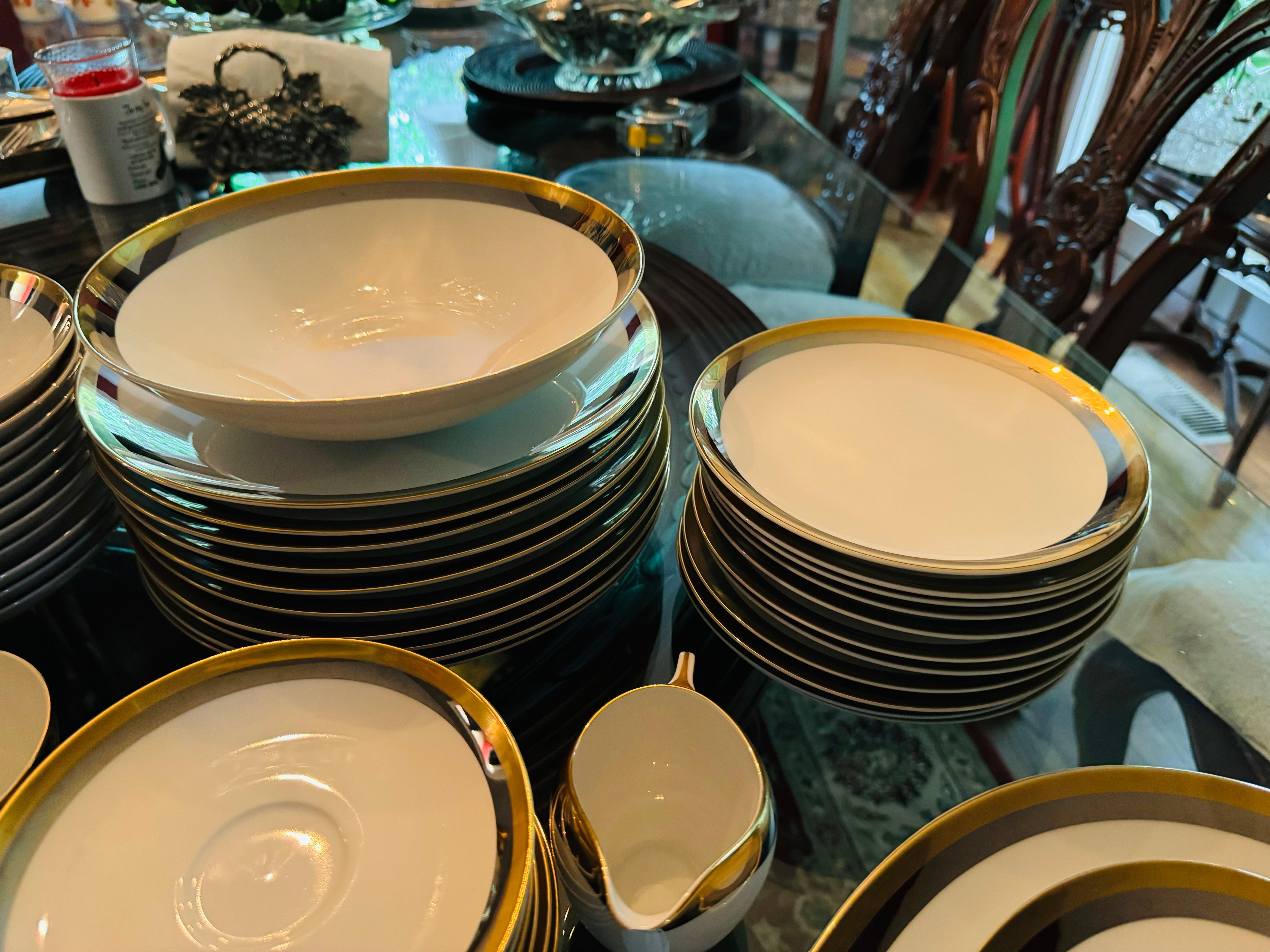Vintage Imperial Deluxe Fine China Royal Muse 6845 by Sango Dinner  Set per 10 in vendita 2