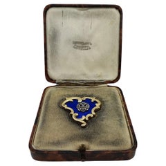 Vintage Imperial Faberge Era Gilded Silver Enamel Old Diamond Brooch (Broche impériale de l'époque Faberge en argent doré et émail)