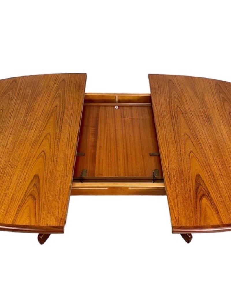 Vintage Imported English Teak Wood G Plan Dining Table with Butterfly Extension In Good Condition In Seattle, WA