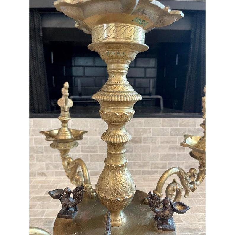 20th Century Vintage India Temple Brass Diya Nachiarkoil Lamp For Sale