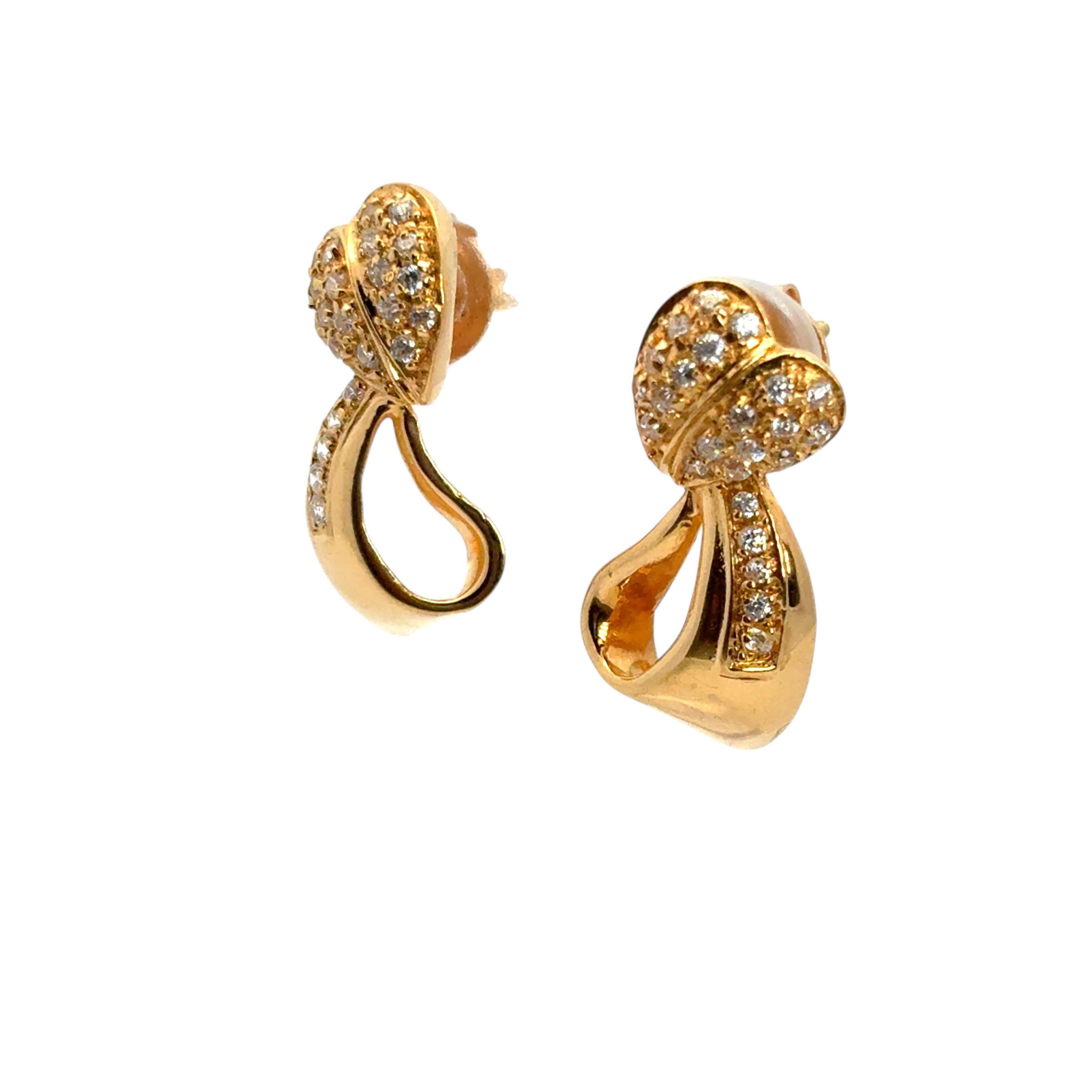 Vintage 22k Gelbgold 0,48ctw Diamond Heart Ribbon Ohrringe im Zustand „Hervorragend“ im Angebot in Boca Raton, FL