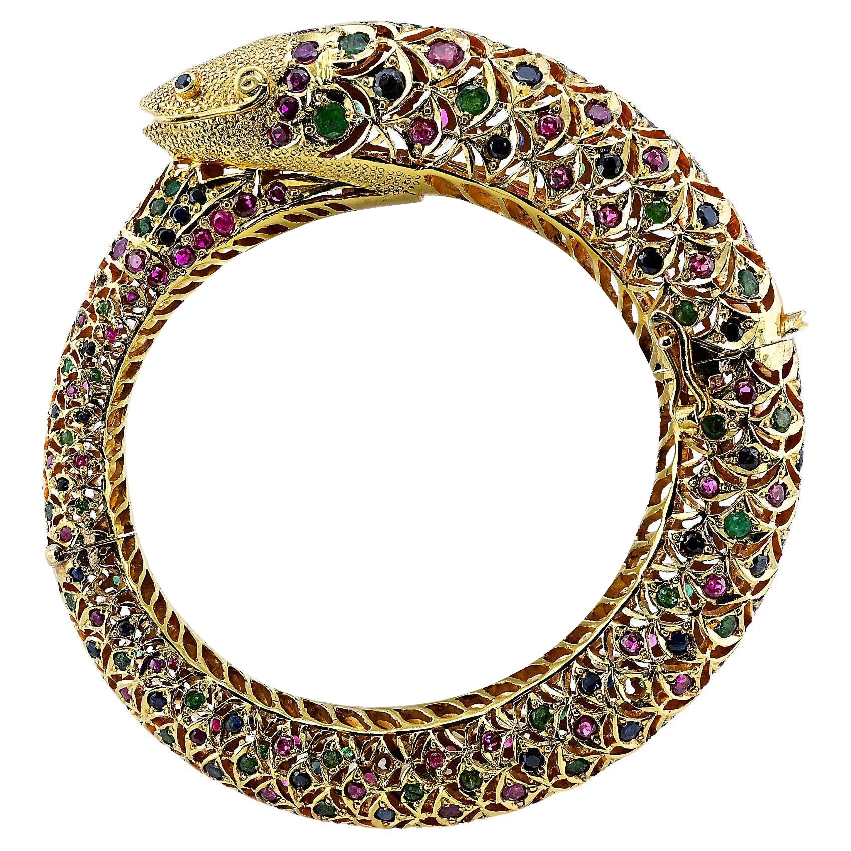 Vintage Indian 8.30 Ct Multigem Artful Fish Bangle For Sale