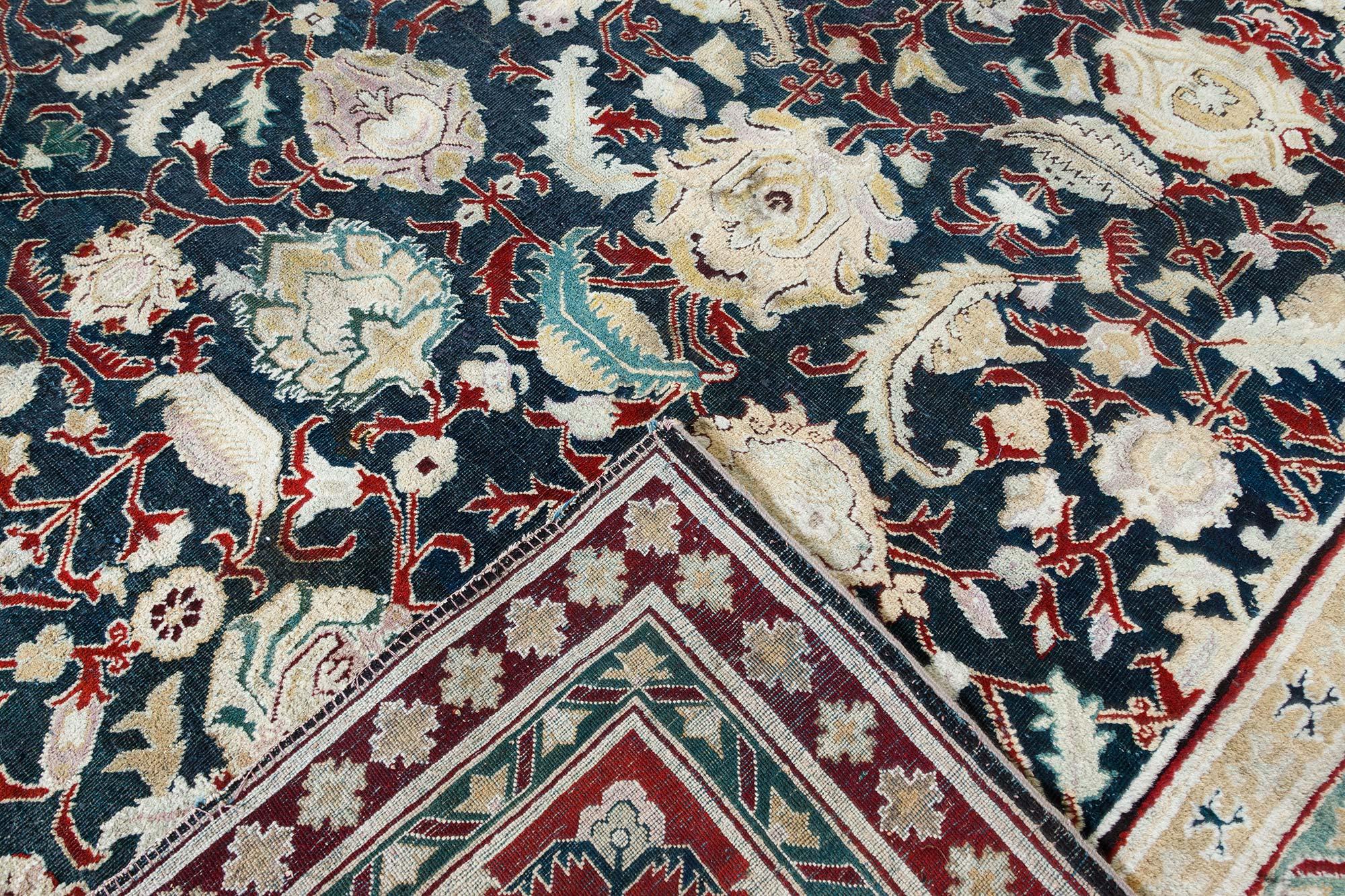 19th Century Indian Agra Floral Handmade Wool Rug For Sale 7