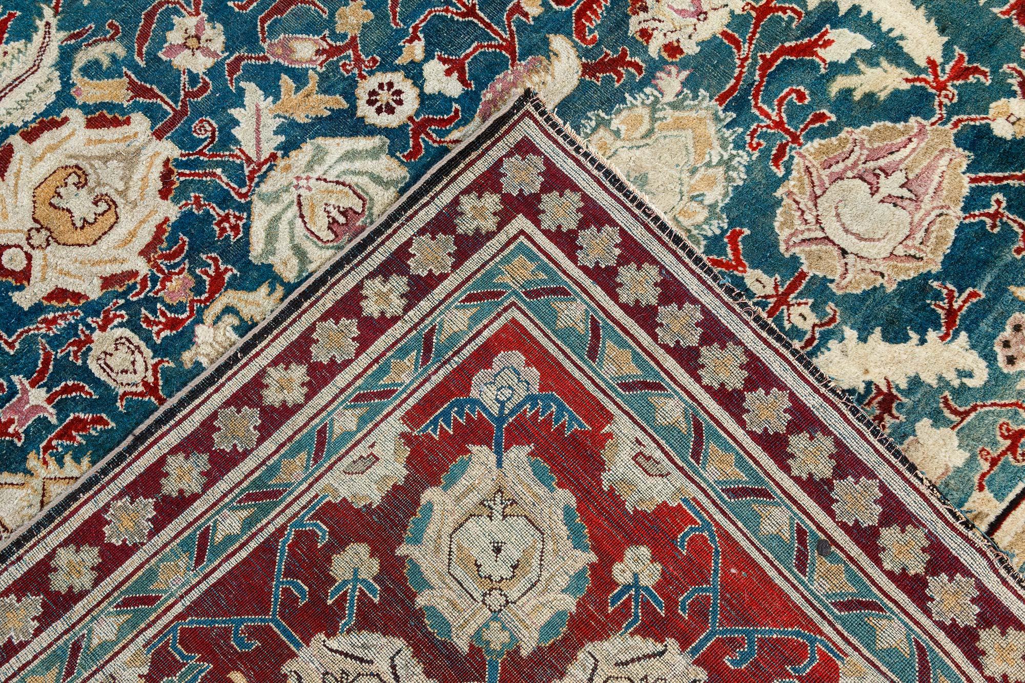 19th Century Indian Agra Floral Handmade Wool Rug For Sale 8