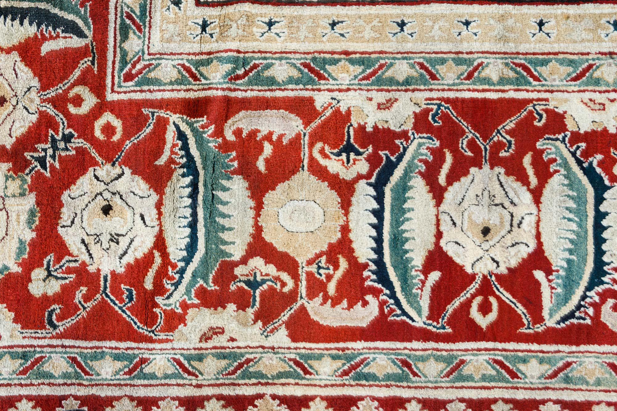 19th Century Indian Agra Floral Handmade Wool Rug For Sale 2