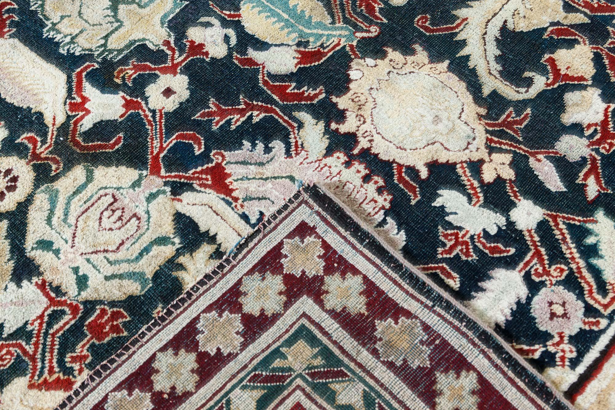 19th Century Indian Agra Floral Handmade Wool Rug For Sale 5
