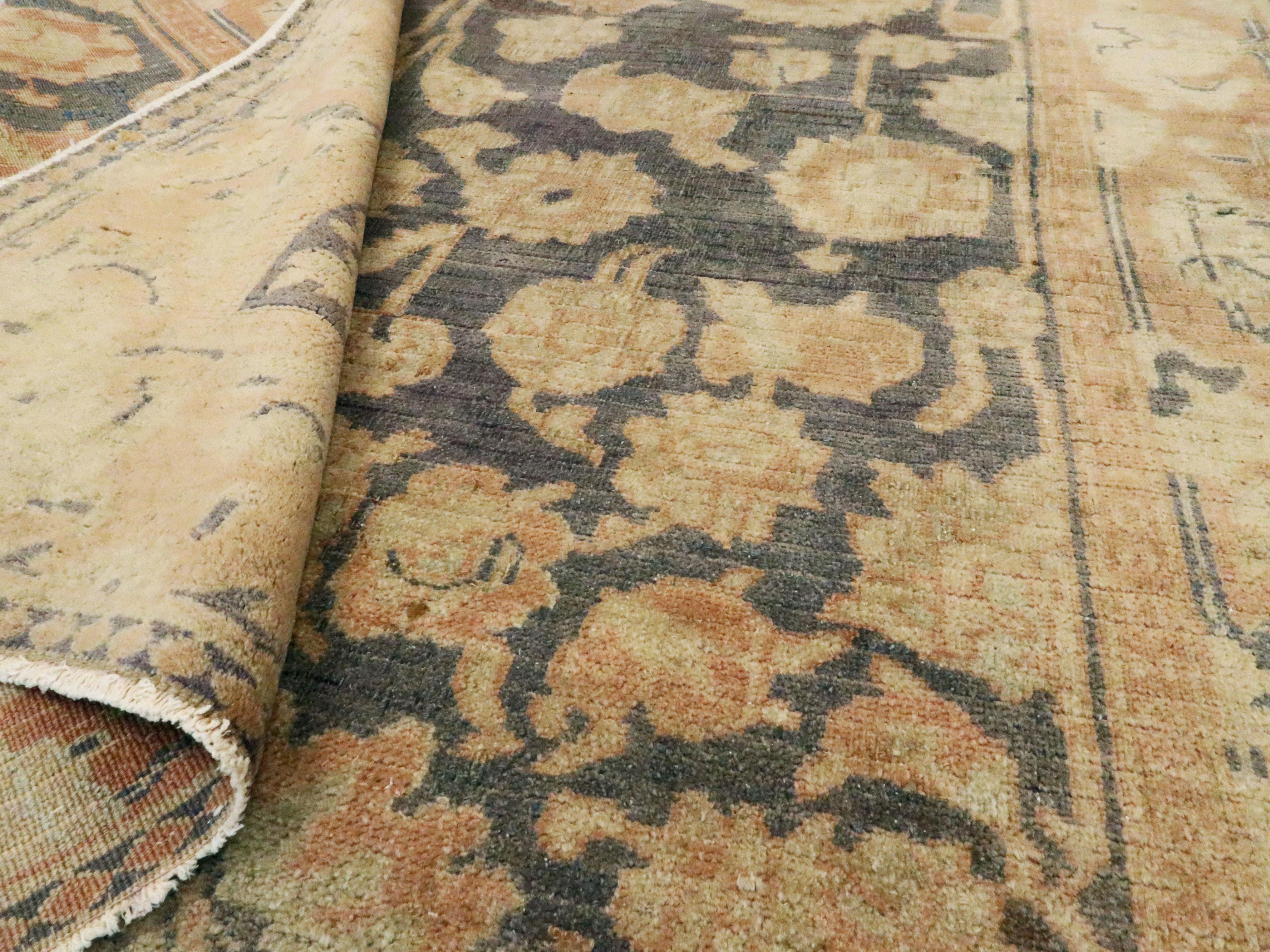 Indischer Agra-Teppich, Vintage im Angebot 2