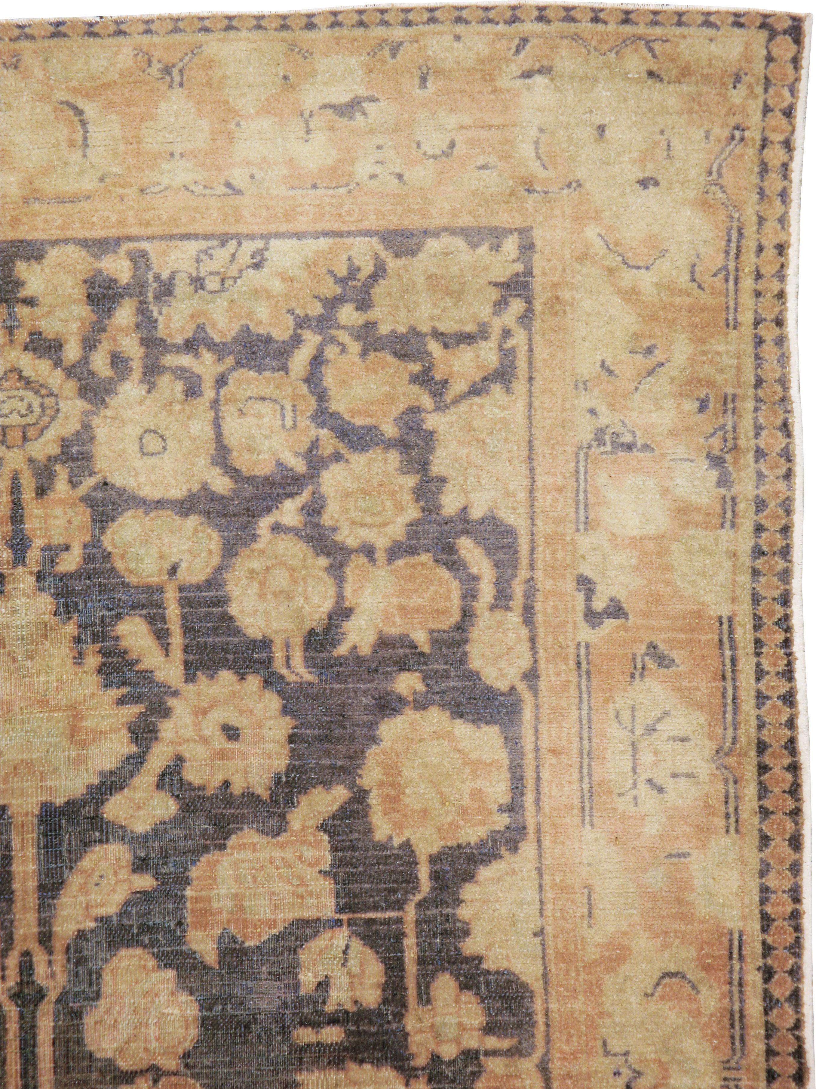 Perse Tapis indien Agra vintage en vente