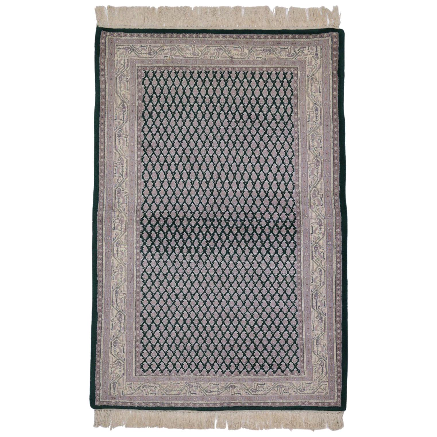 Tappeto indiano vintage con stile tradizionale e moderno in vendita