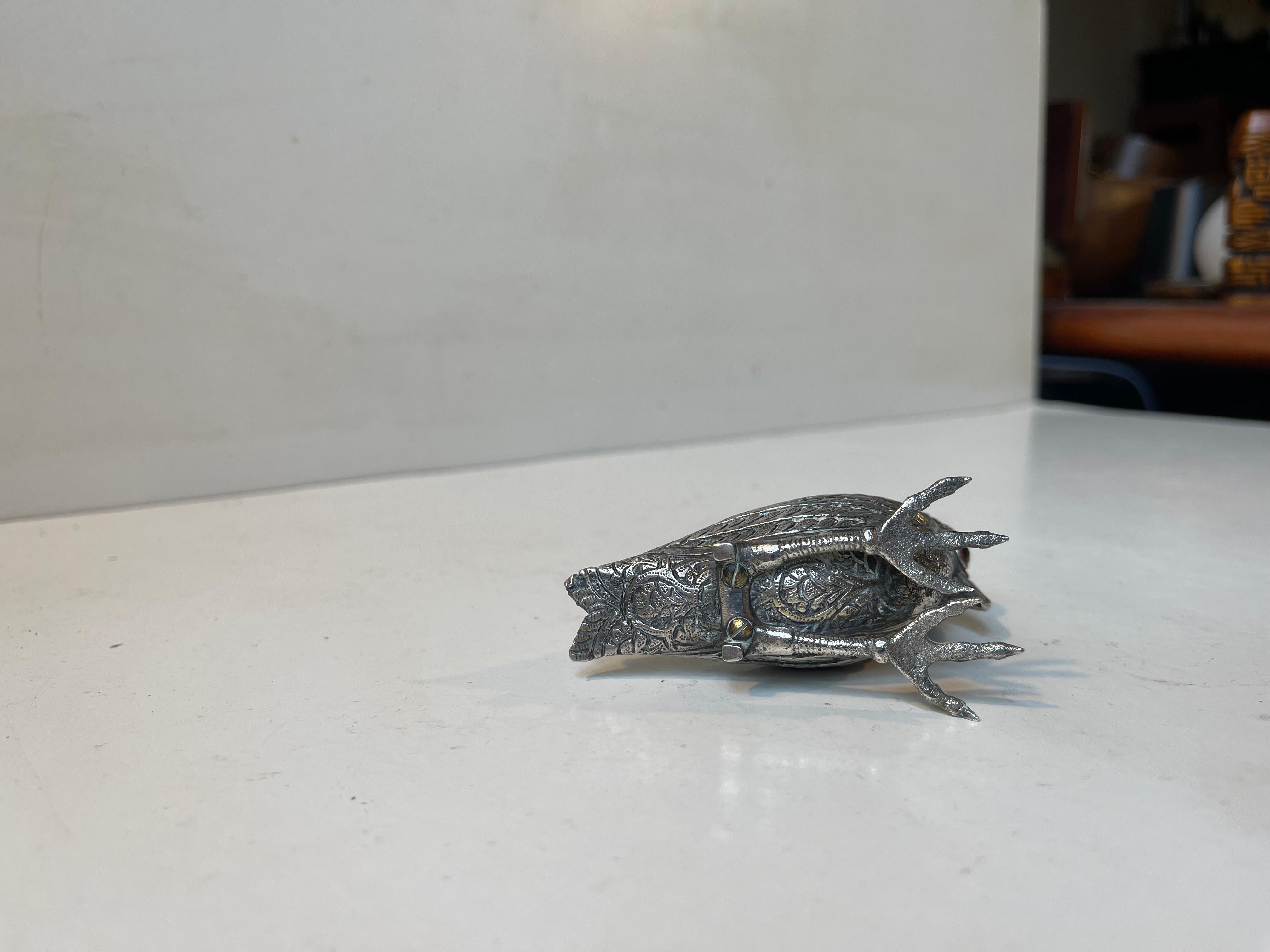 Vintage Indian Bird Sugar Shaker in Silver, Kashmiri Style For Sale 1