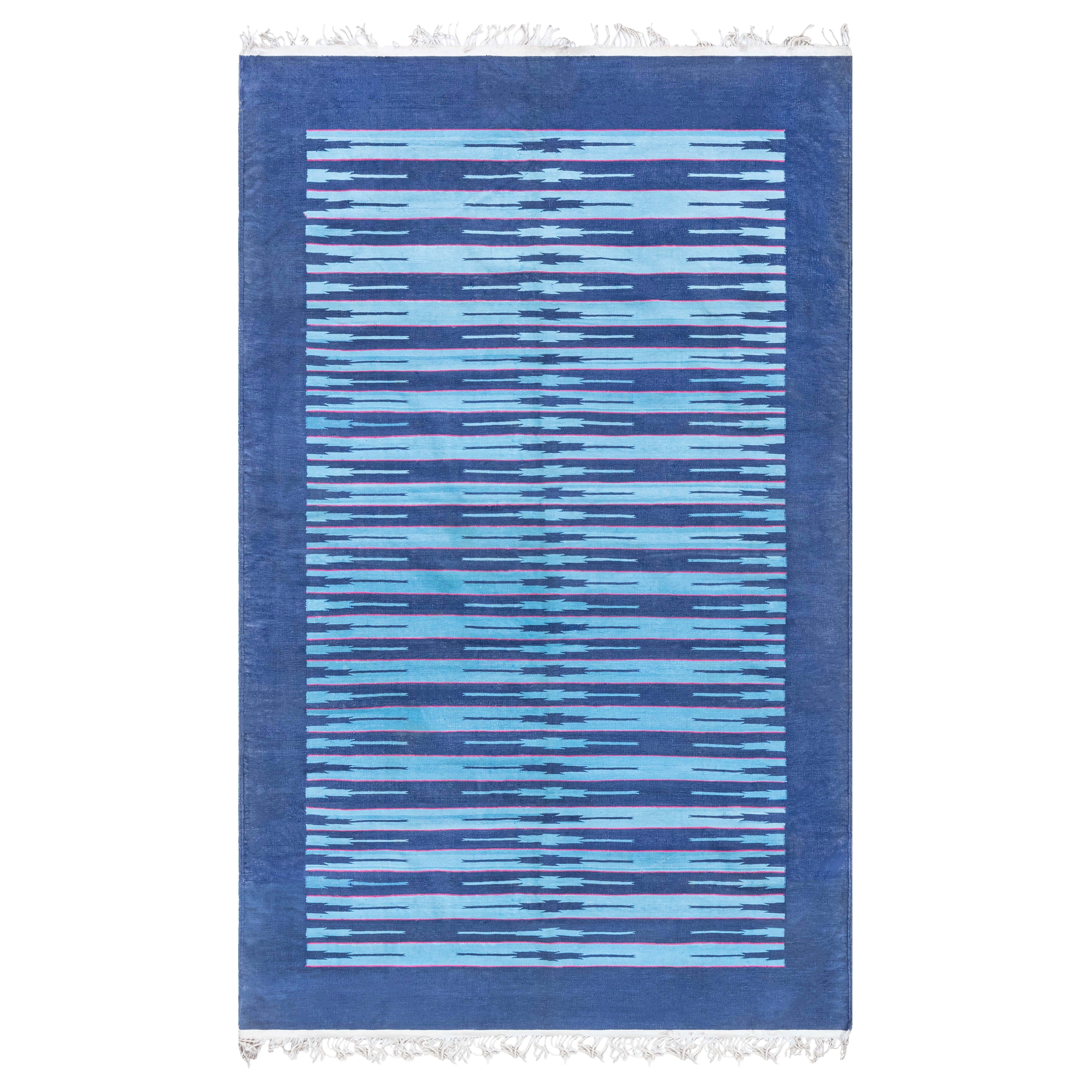 Indischer blauer Dhurrie-Teppich Doris Leslie Blau, Vintage