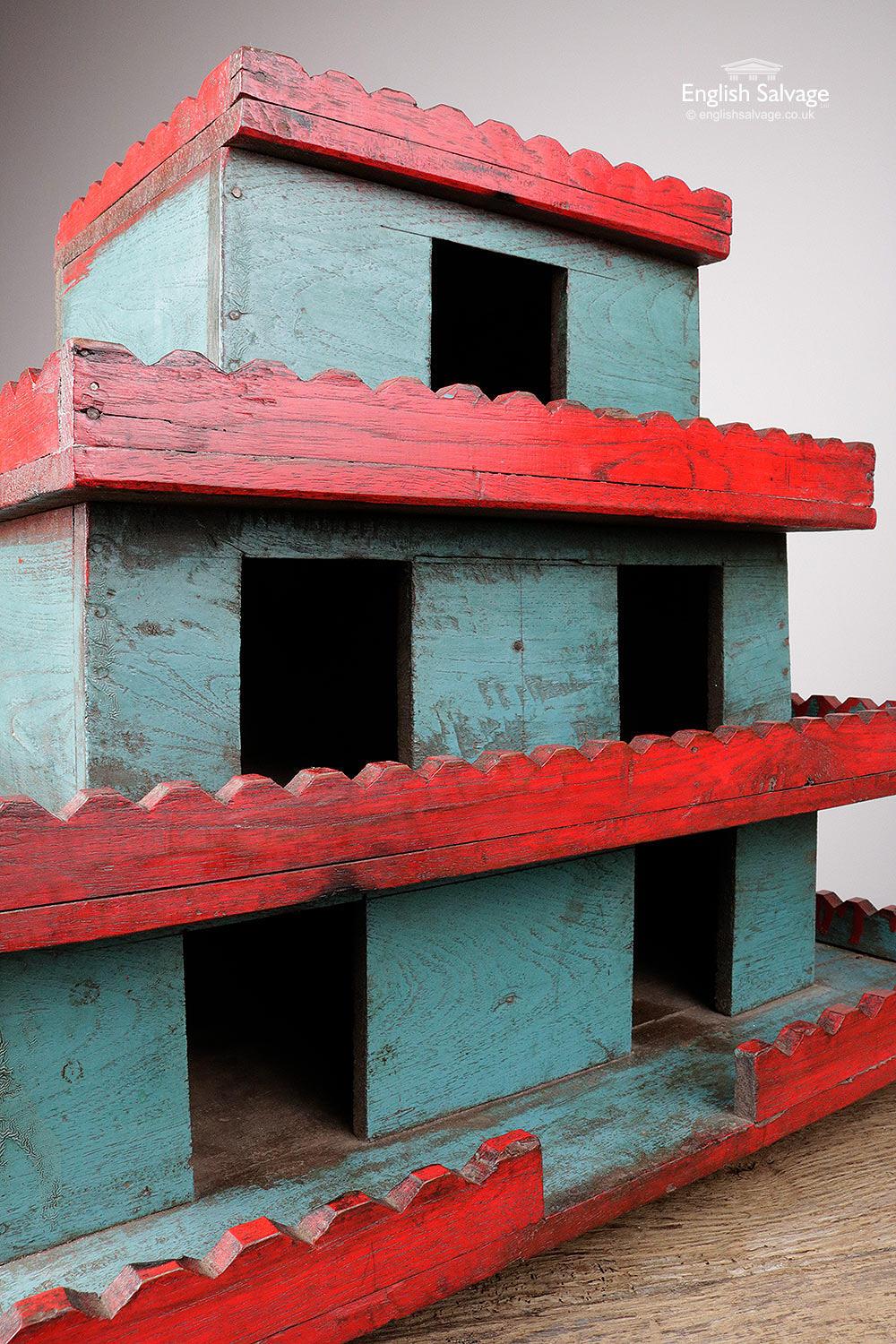 Vintage Indian Blue and Red Wooden Model House, 20th Century In Good Condition For Sale In London, GB