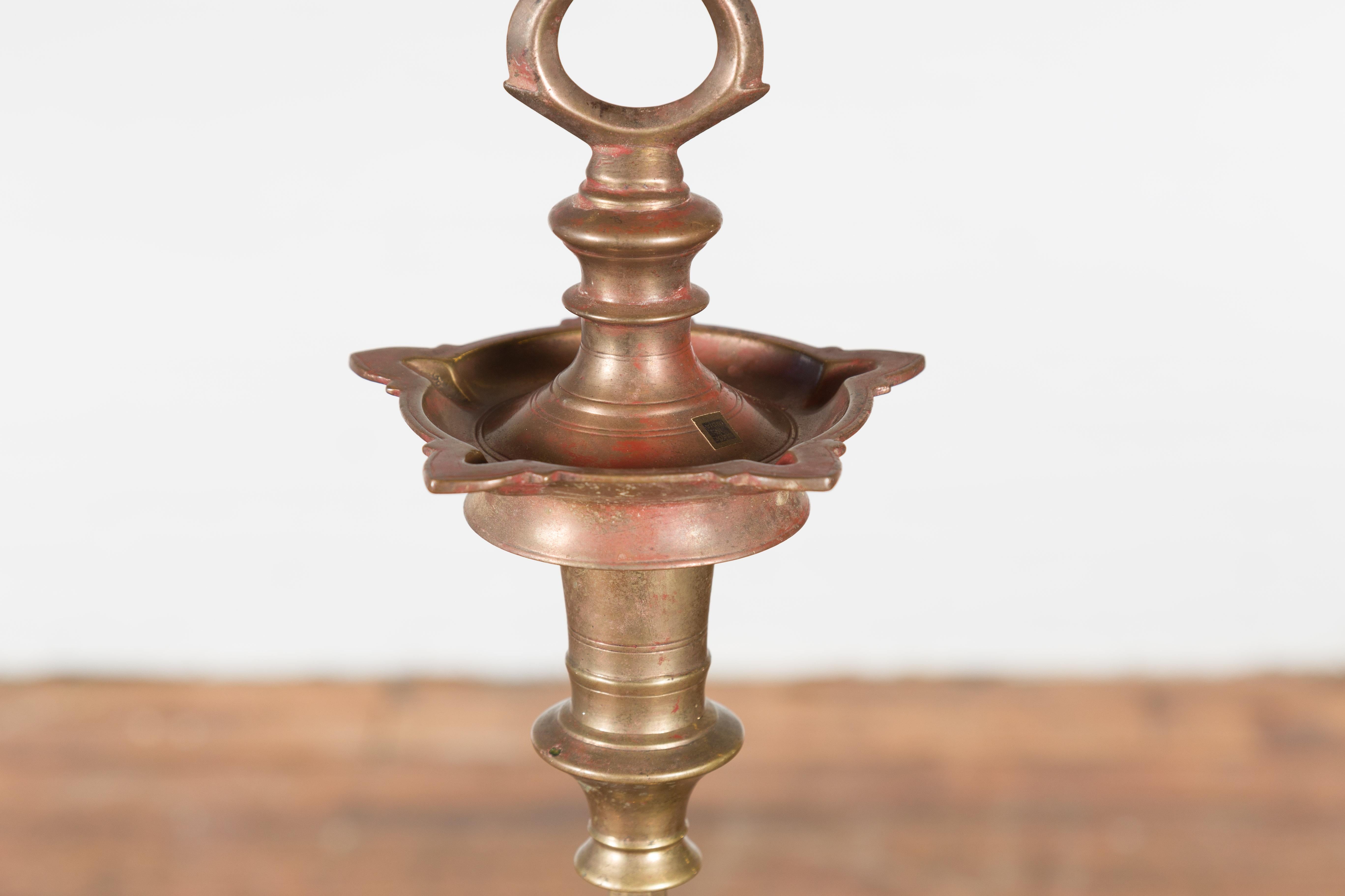 Indischer Vintage-Kerzenständer aus Messing im Angebot 3
