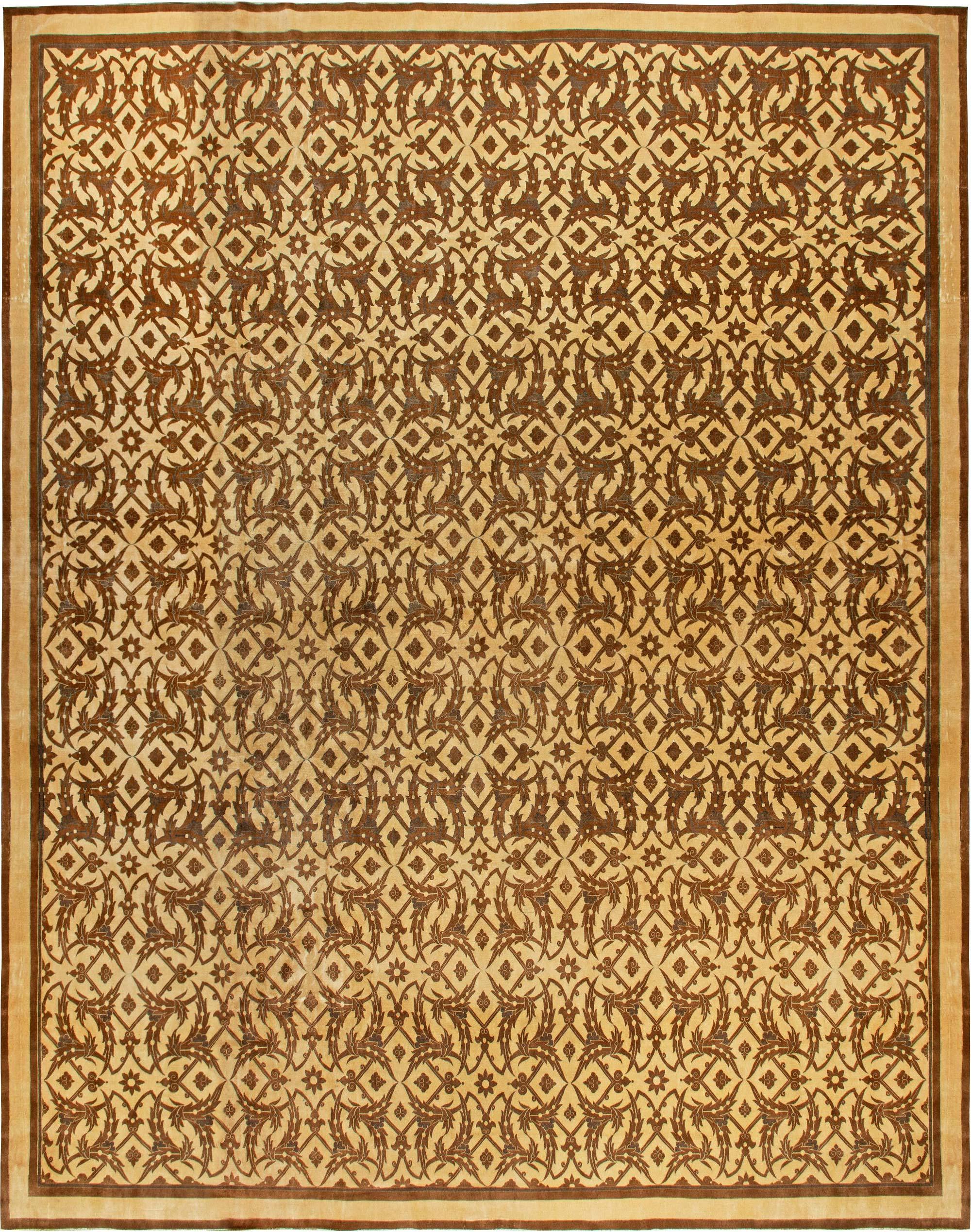 Tapis indien vintage Brown en vente