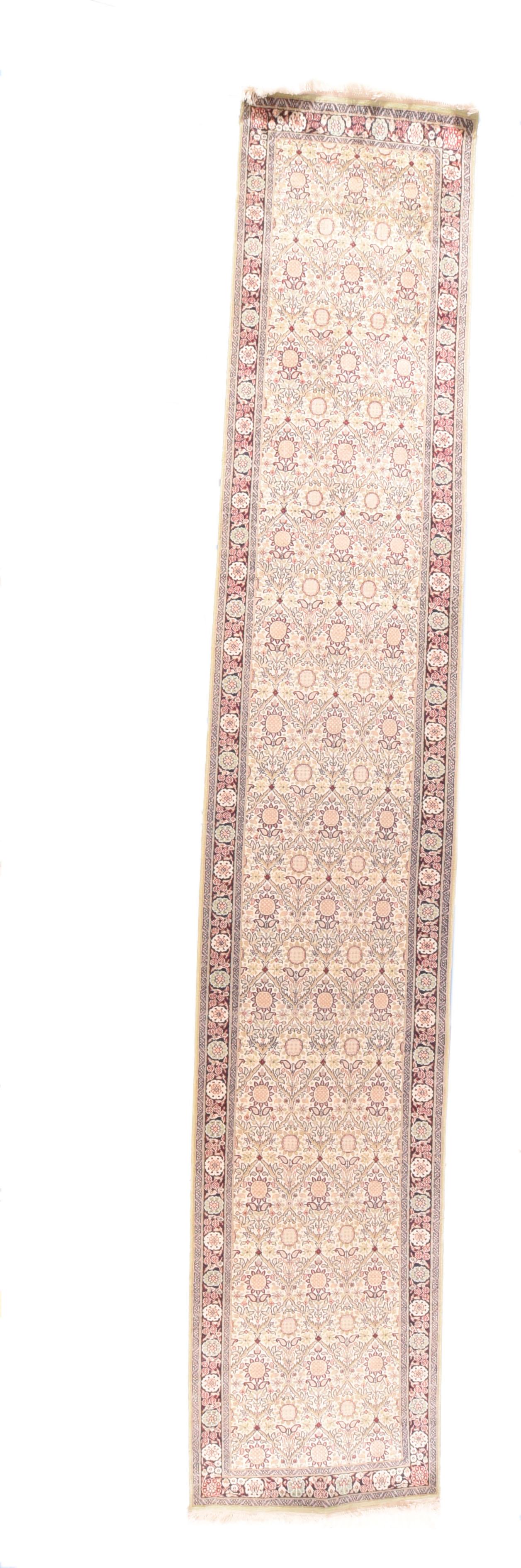 Vintage Indian Cashmere Runner 2'7'' x 14'10'' In Good Condition For Sale In New York, NY