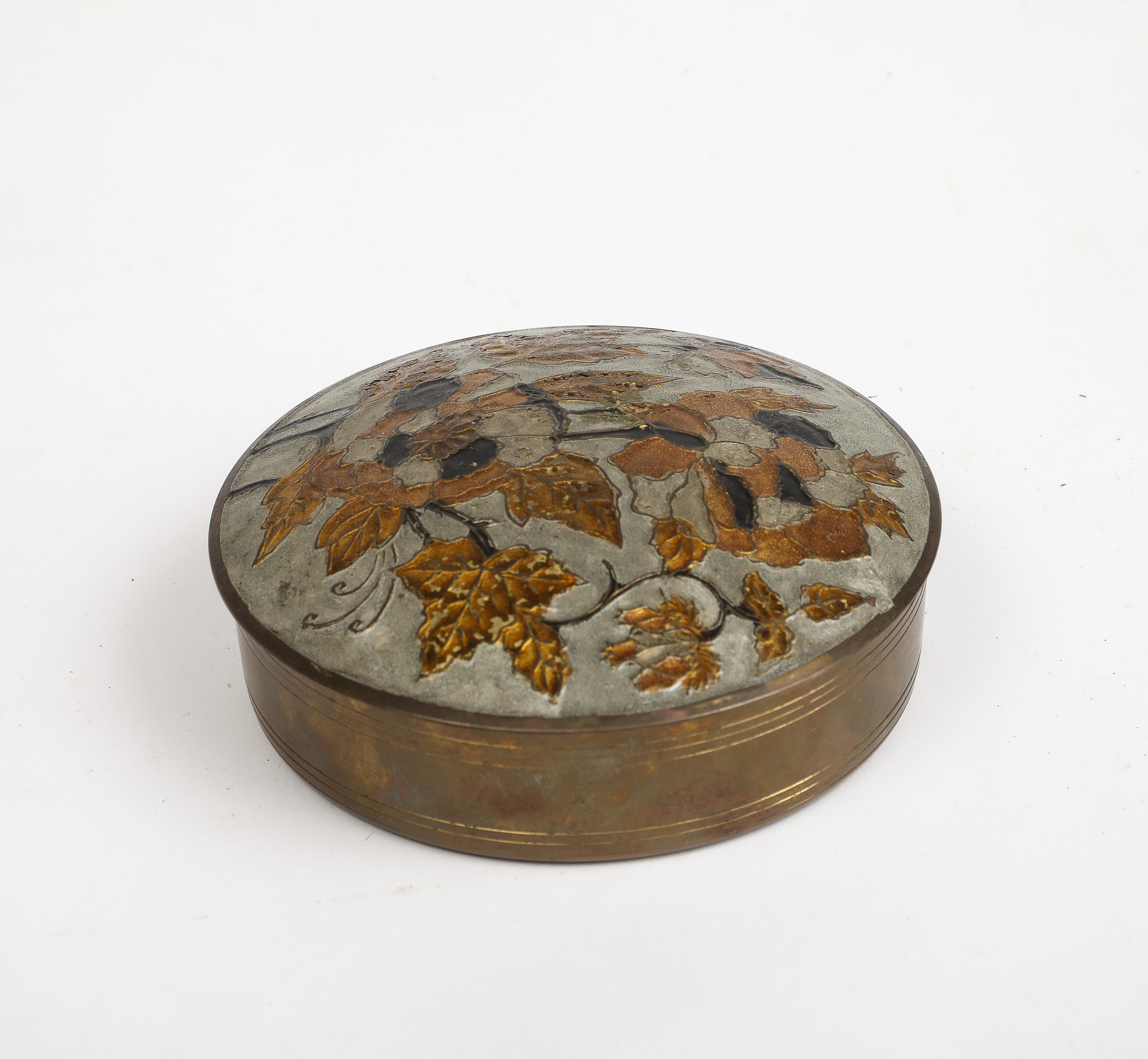 Vintage Indian Cloisonné Round Brass Trinket Box In Good Condition For Sale In Chicago, IL
