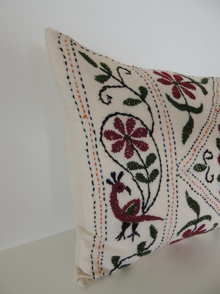 Vintage Indian colorful floral embroidered decorative bolster pillow.
Green and red hand embroidered pillow. Same linen backing. Depicting peacocks.
Decorative pillow handcrafted and designed in the USA. Closure by stitch (no zipper closure)