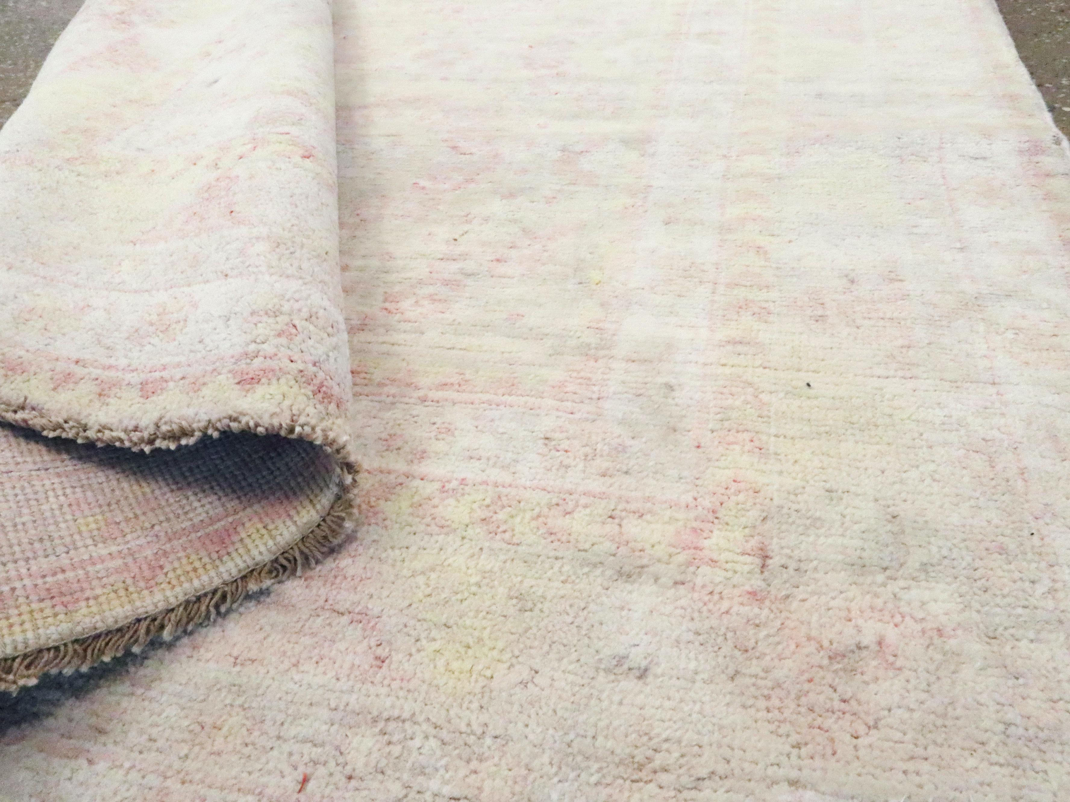 Indischer Agra-Teppich aus Baumwolle im Angebot 3