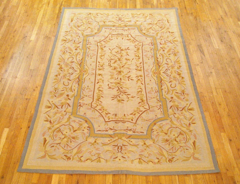 Vintage Indian Decorative Oriental Chain Stitch Rug in Room Size For ...