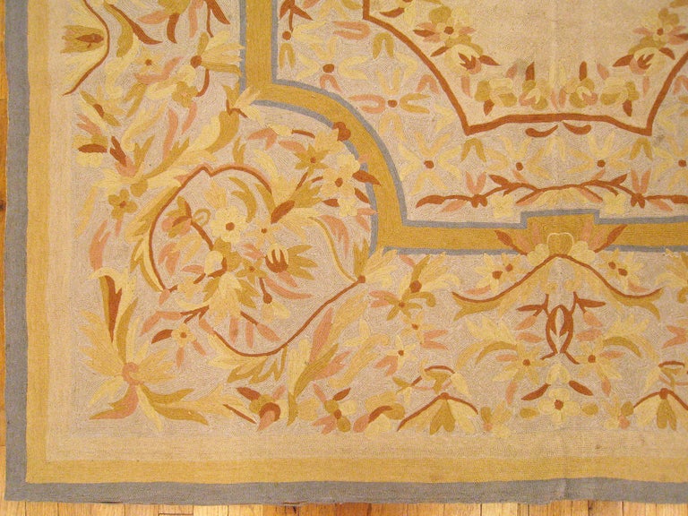 Vintage Indian Decorative Oriental Chain Stitch Rug in Room Size For ...