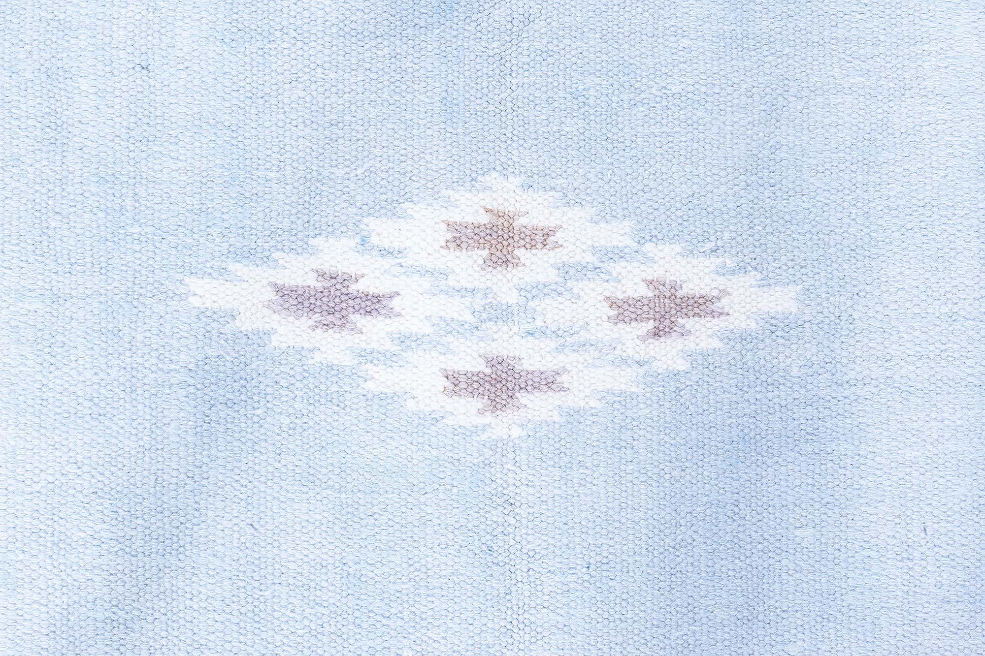 Vintage Indian Dhurrie Rug Doris Leslie Blau In Good Condition For Sale In New York, NY