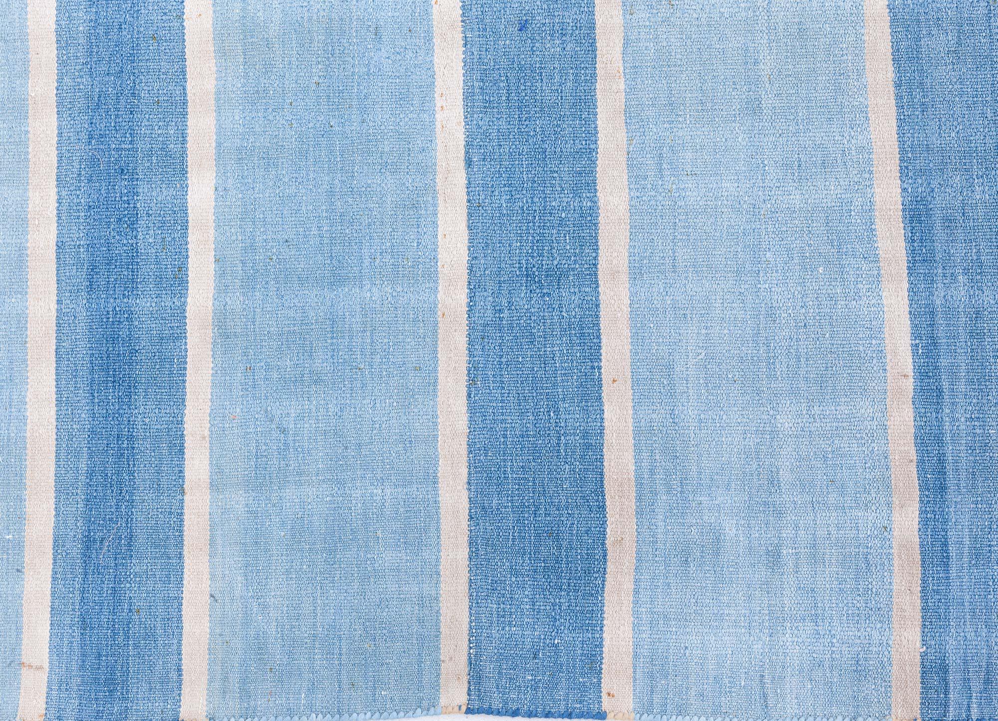 Indischer Dhurrie-Teppich Doris Leslie Blau, Vintage (Handgewebt) im Angebot