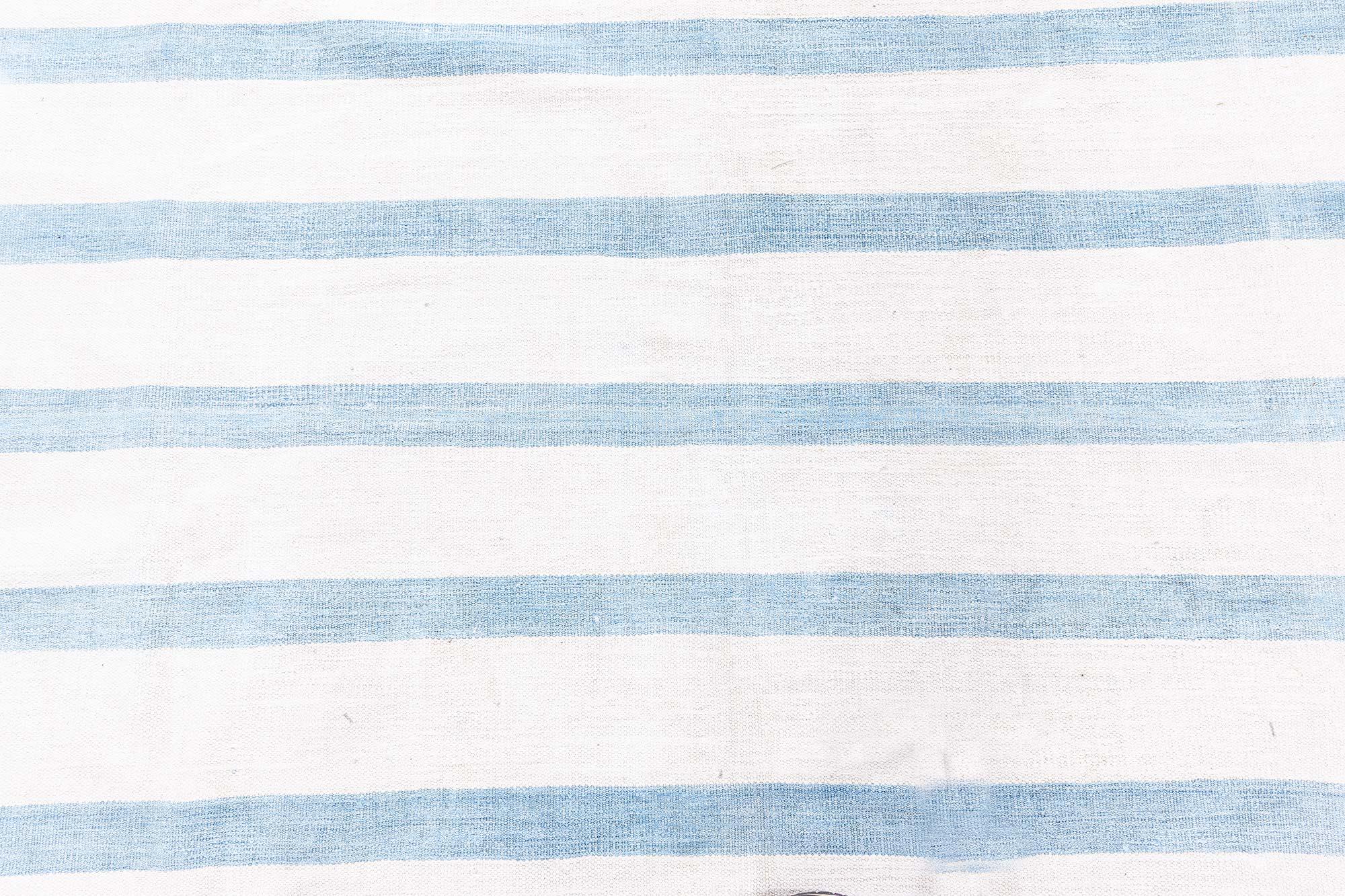 Indischer Dhurrie-Teppich Doris Leslie Blau, Vintage im Zustand „Gut“ im Angebot in New York, NY