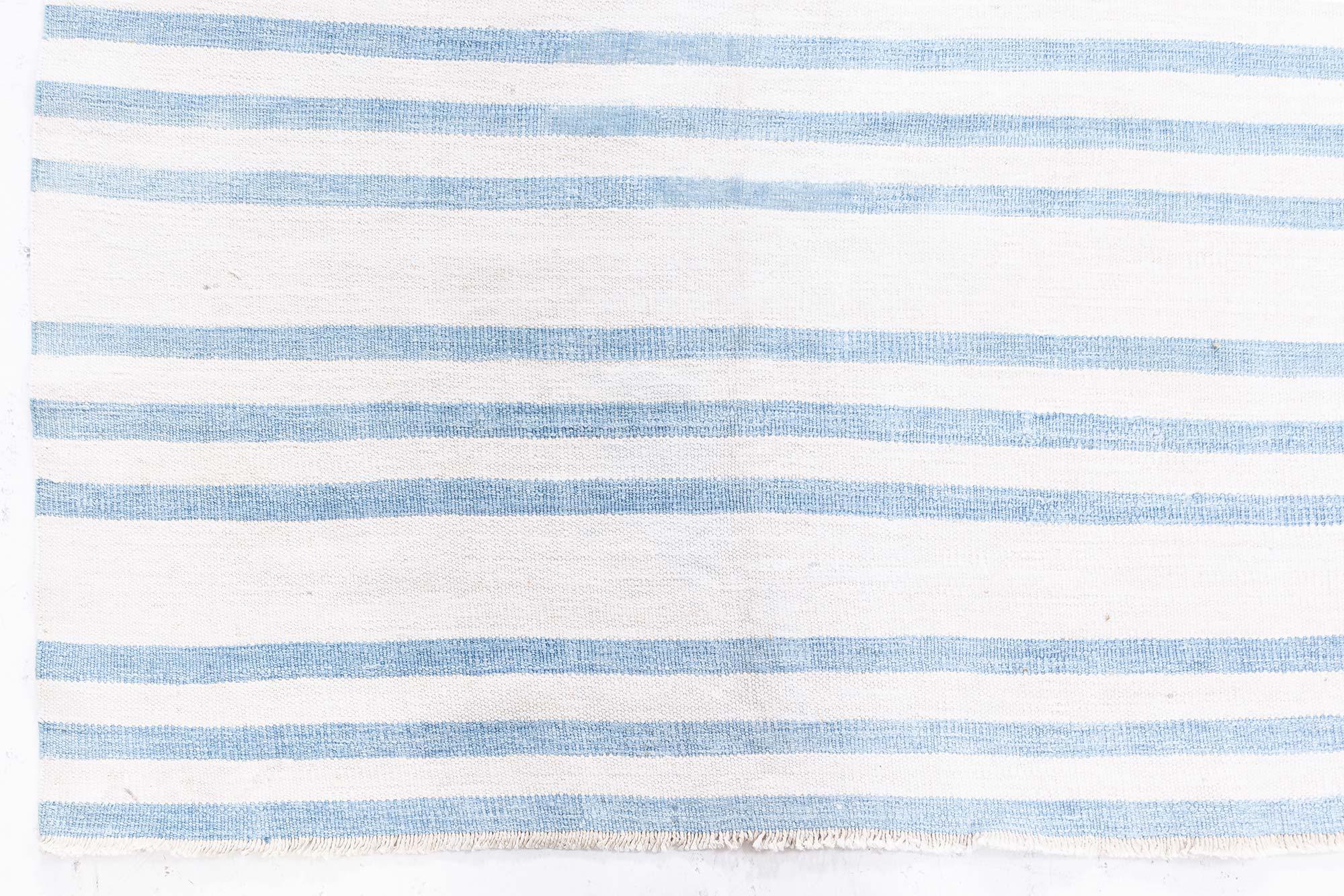Indischer Dhurrie-Teppich Doris Leslie Blau, Vintage (20. Jahrhundert) im Angebot