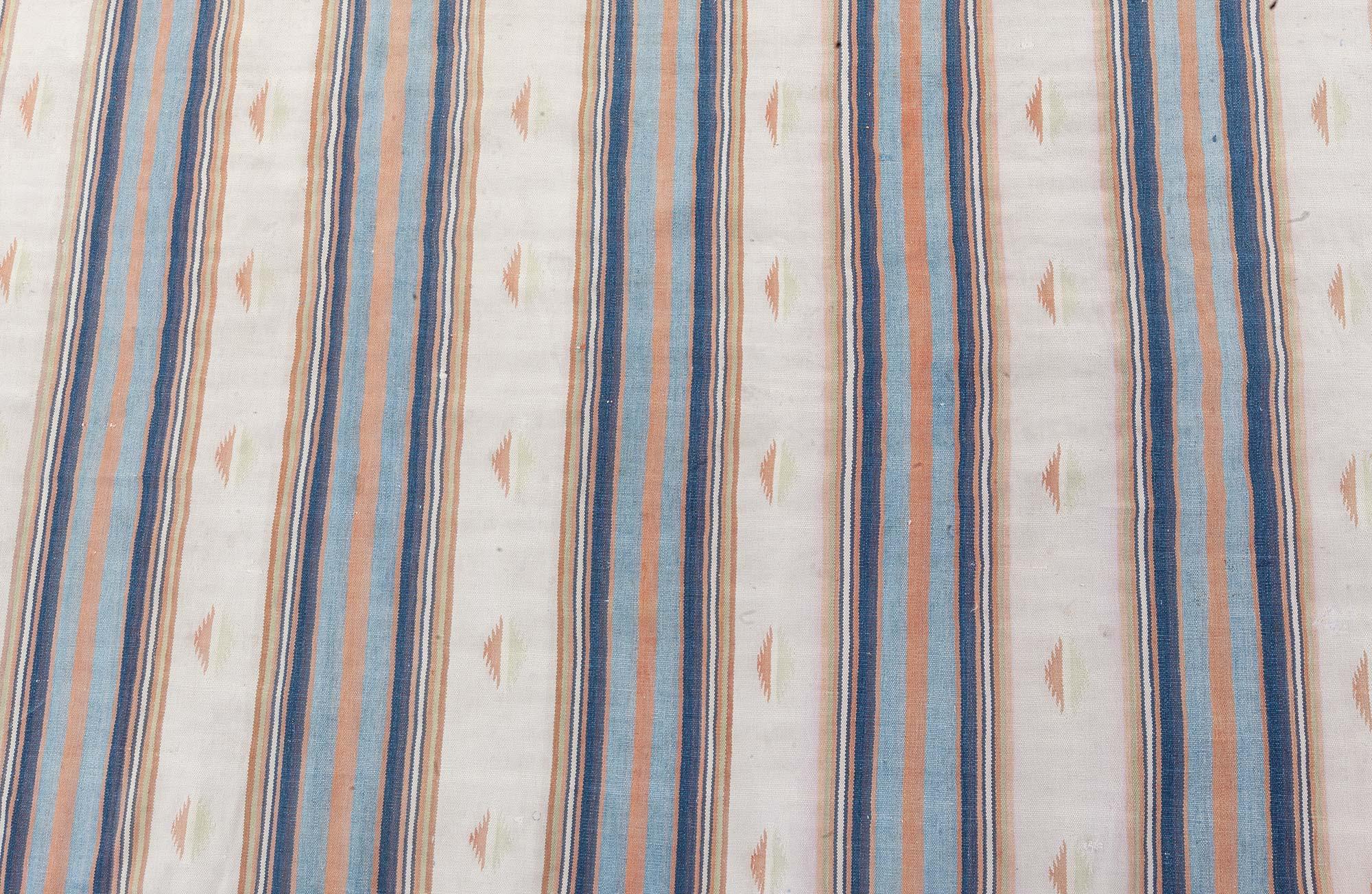 Vintage Indian Dhurrie gestreifter Teppich
Größe: 13'5