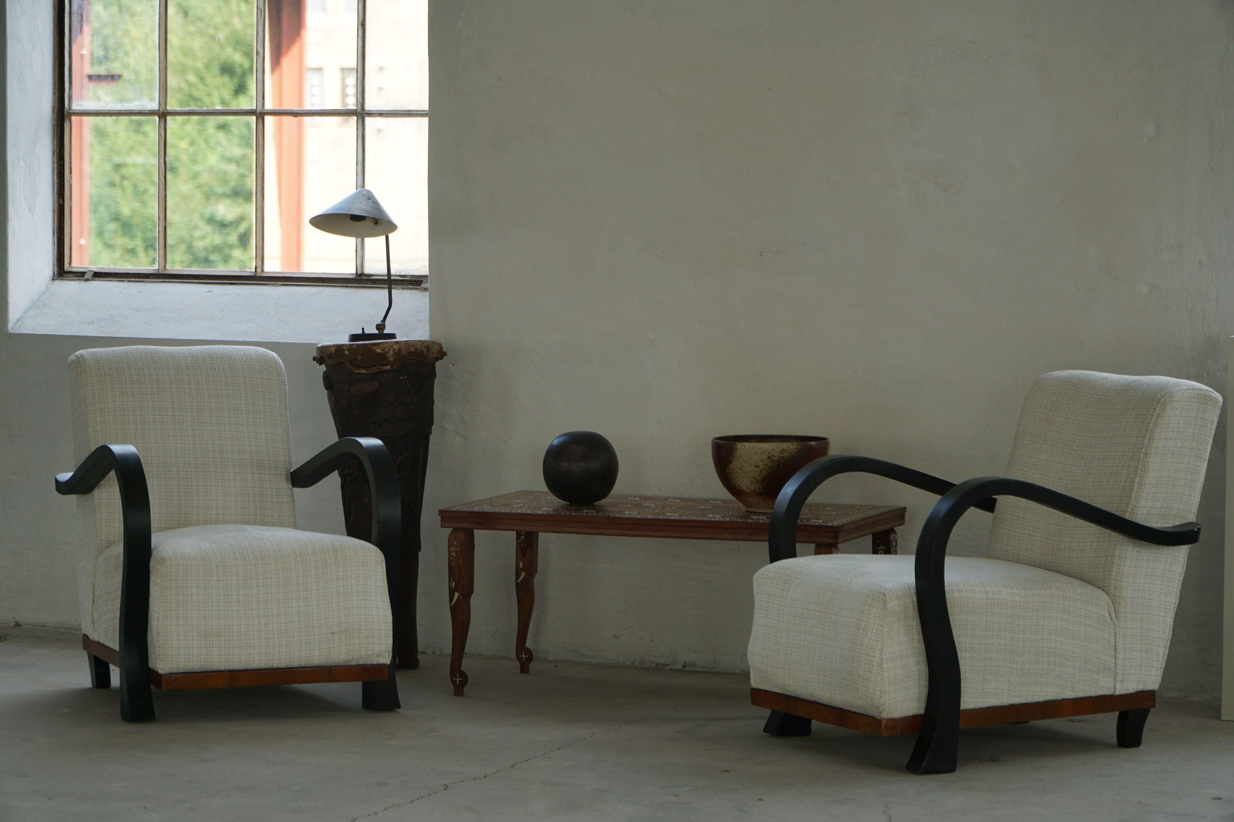 Vintage Indian Intarsien Teak Couchtisch mit Elefantenmotiven, Mitte 20. im Angebot 6