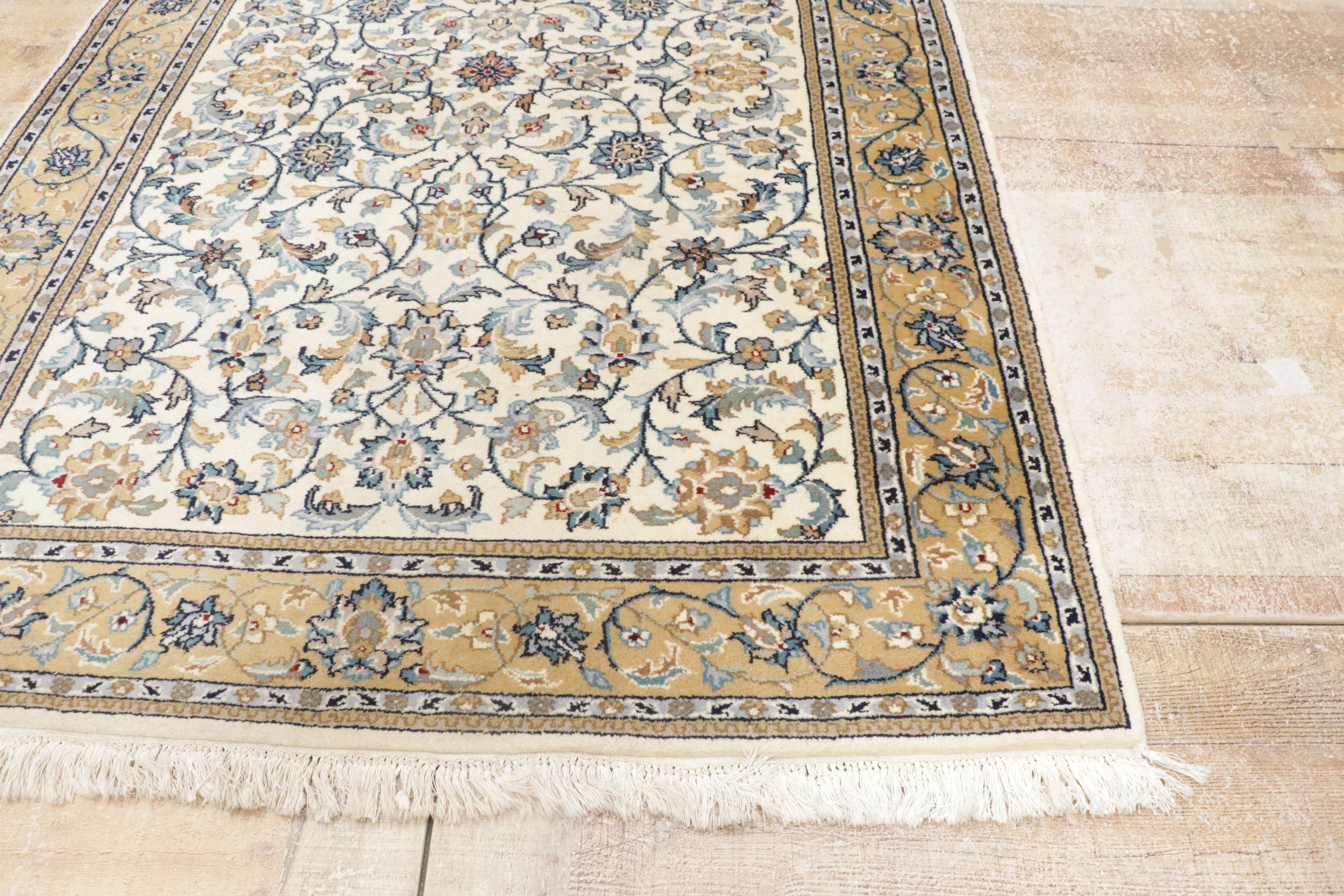 Alfombra india kashan vintage, la elegancia atemporal se une a la sensibilidad tradicional en venta 7
