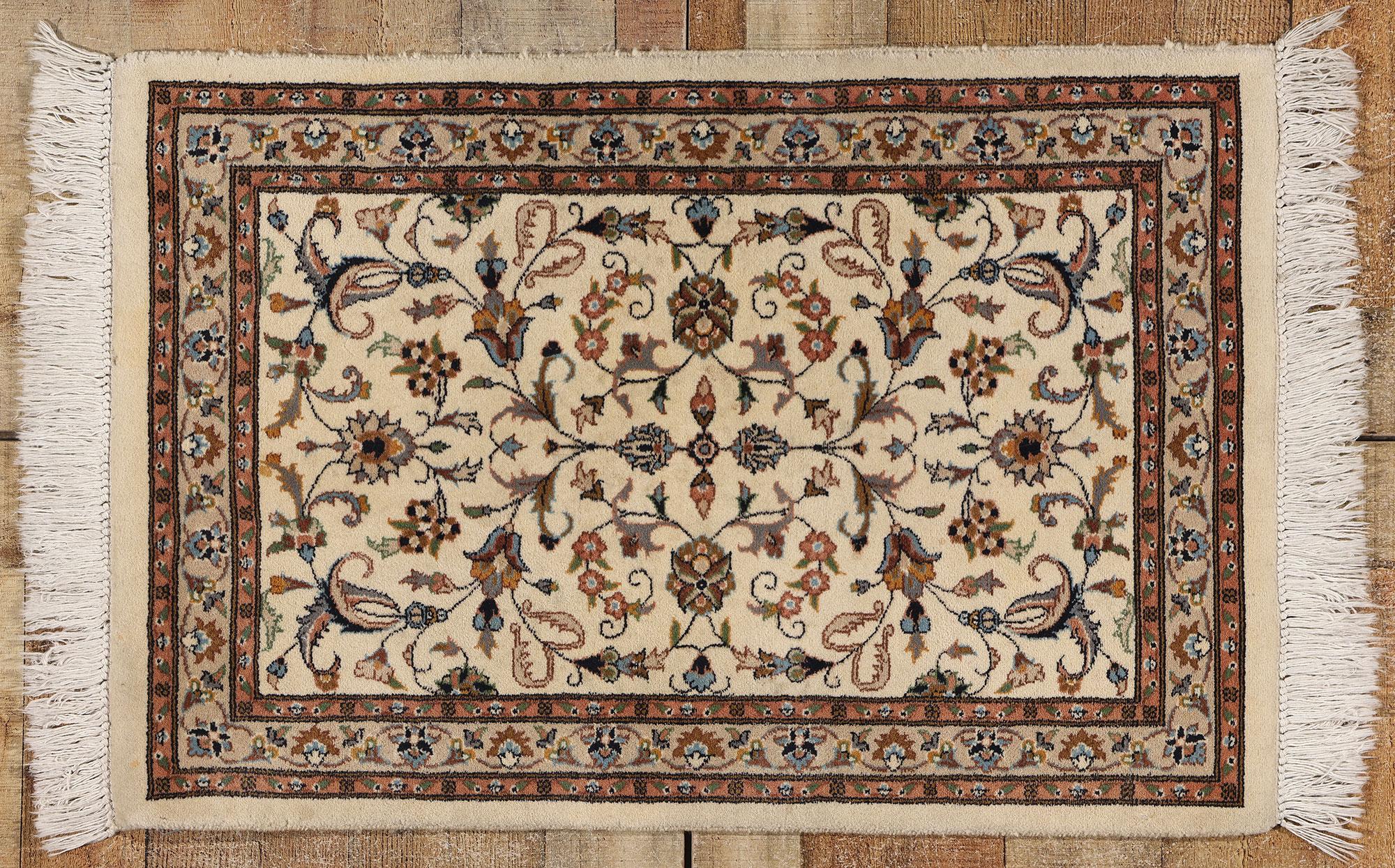Indischer Kashan-Teppich im Vintage-Stil, zeitlose Eleganz trifft auf traditionelle Sensibilität im Angebot 2
