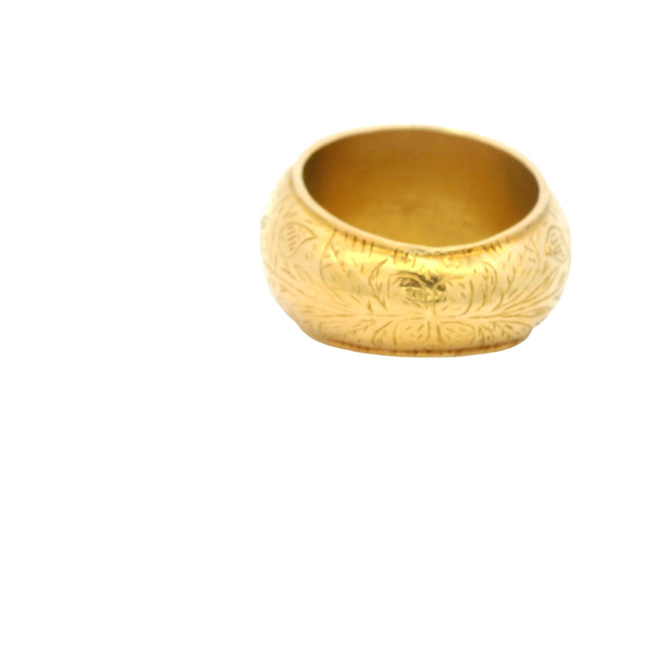 Vintage Indian Kundan 18K Gold Ring with 1ct Ruby and 1.8ct Rose-Cut Diamonds (bague indienne en or 18 carats avec un rubis de 1 carat et des diamants taillés en rose de 1,8 carat) en vente 2