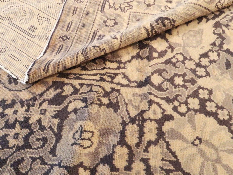 Vintage Indian Lahore Carpet For Sale at 1stDibs