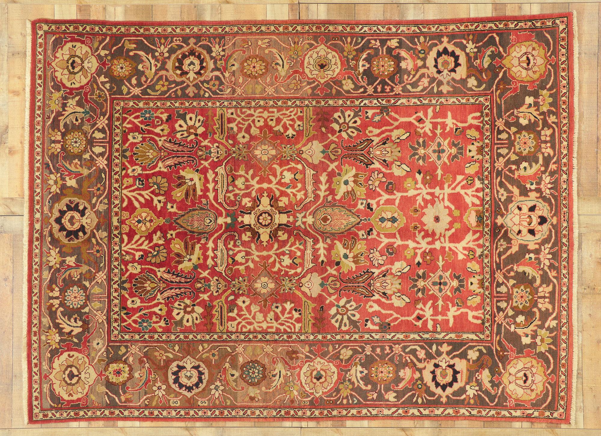 Vintage Indian Mahal Rug with Warm Earth-Tone Colors For Sale 2