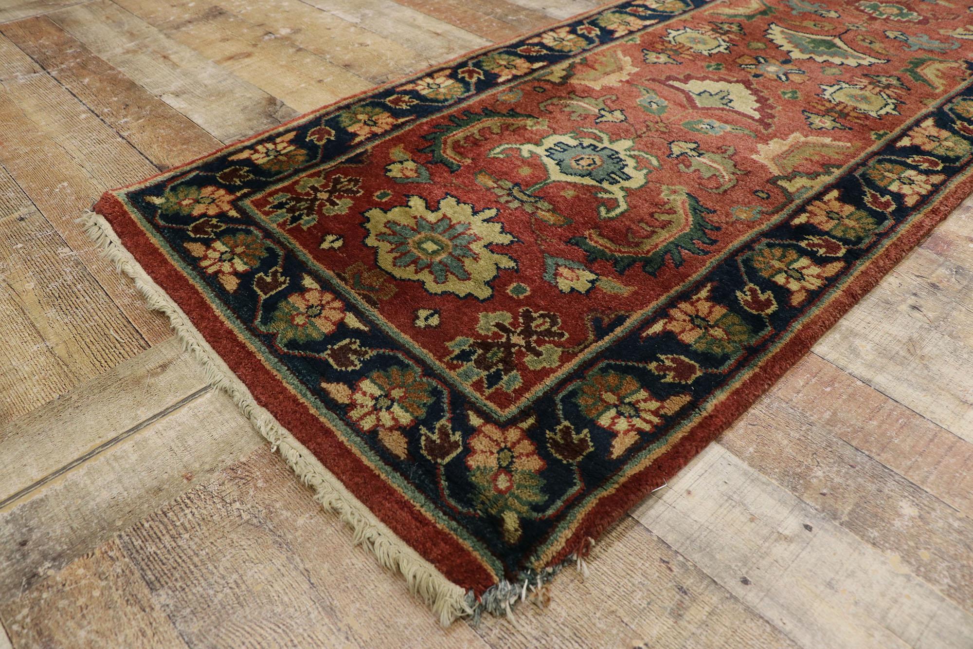 20th Century 1970's Indian Mahal Carpet with Traditional Style For Sale